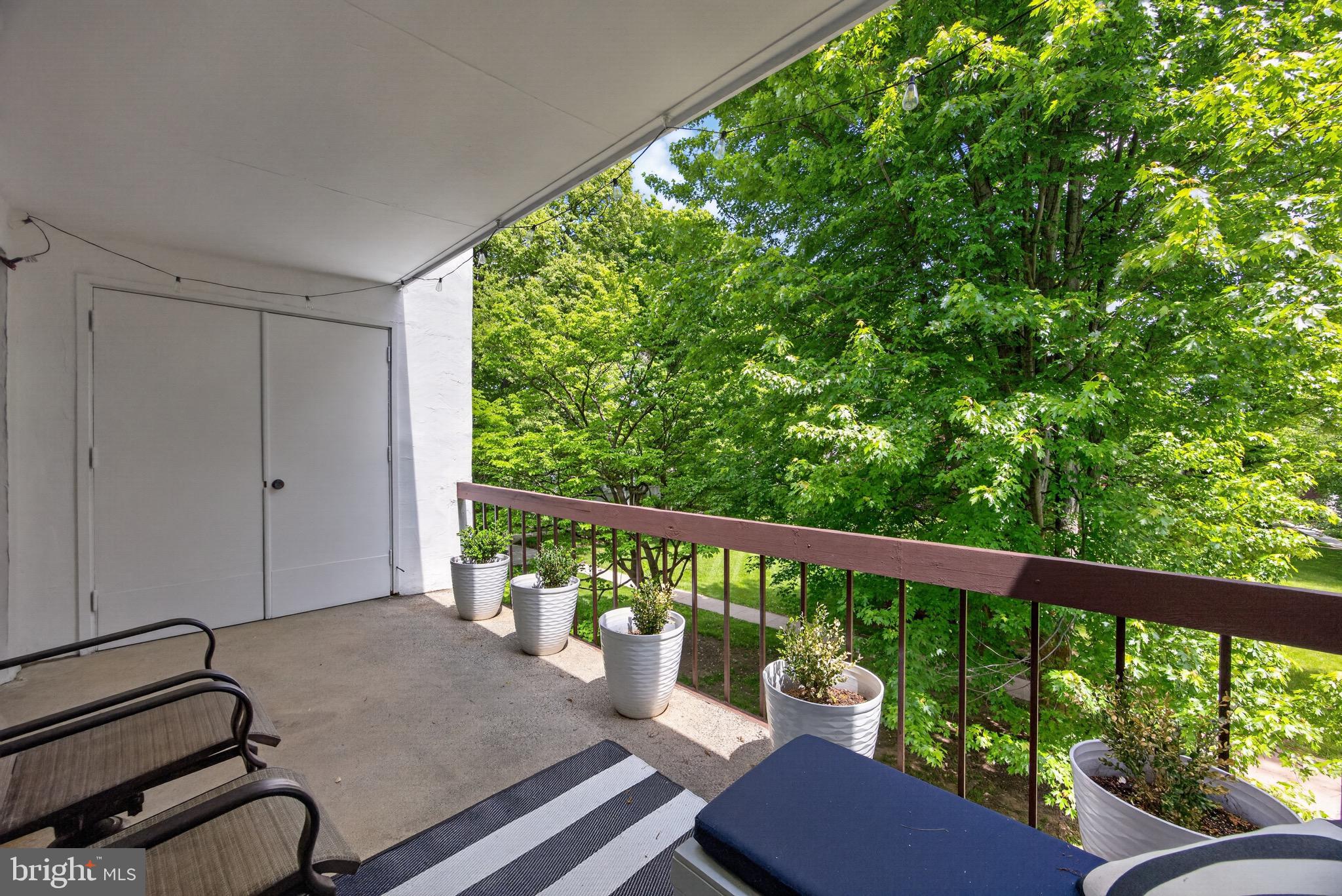 FOX VALLEY - Residential