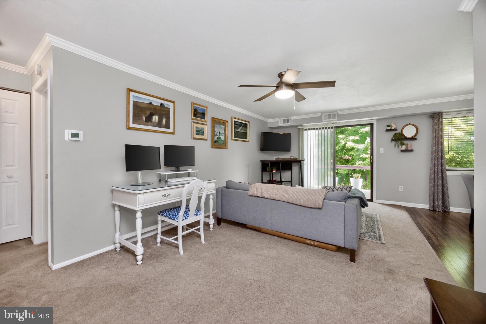 FOX VALLEY - Residential