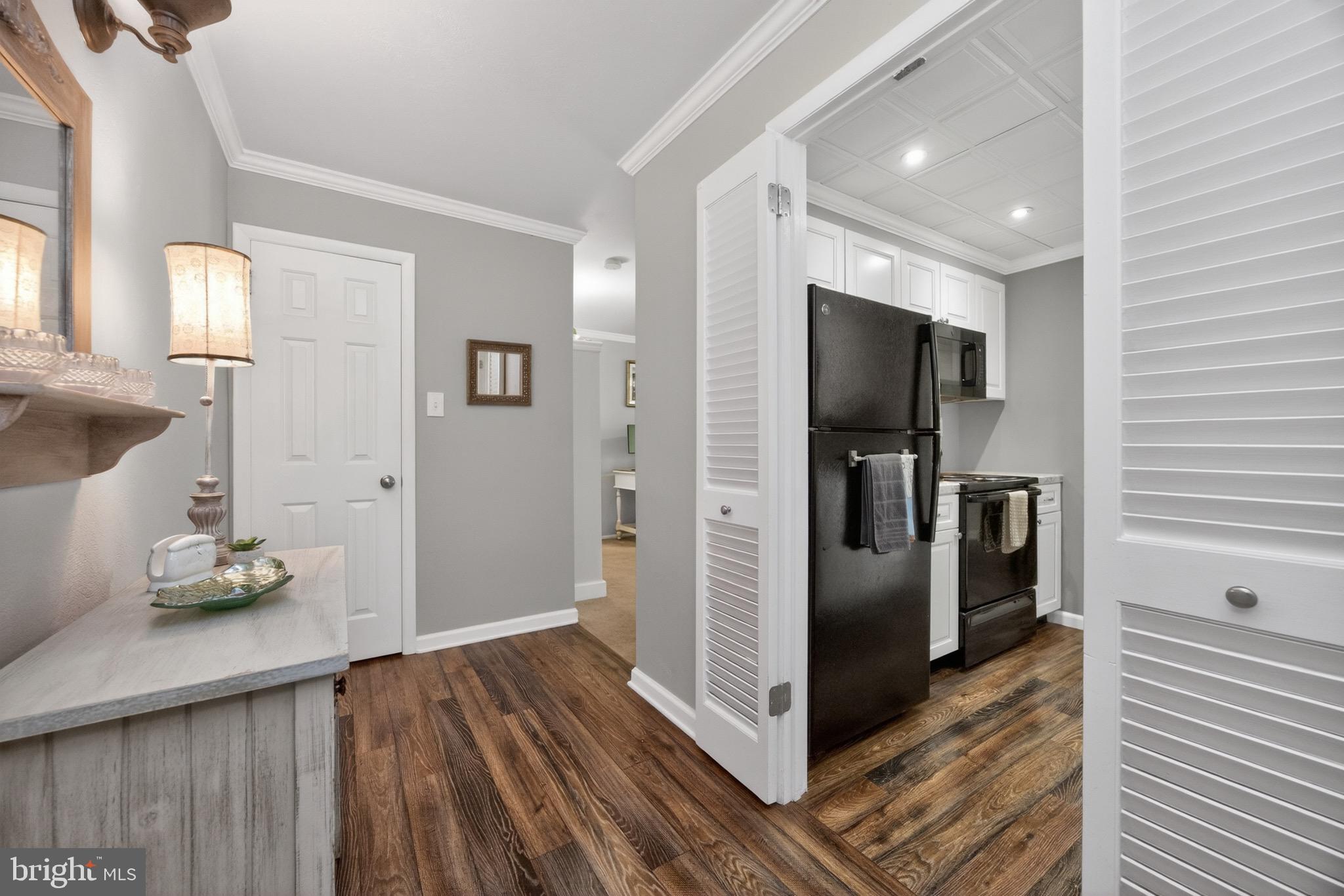 20 DOUGHERTY BOULEVARD L-4