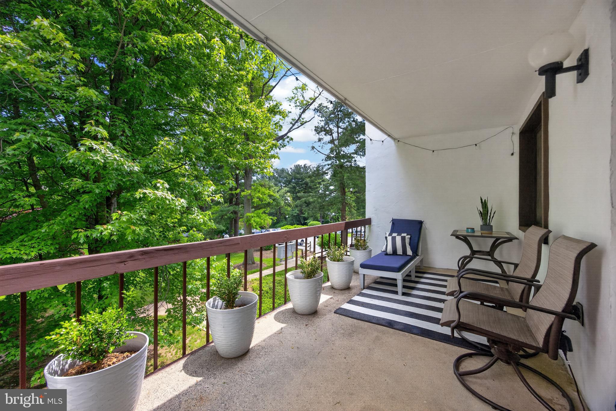 FOX VALLEY - Residential