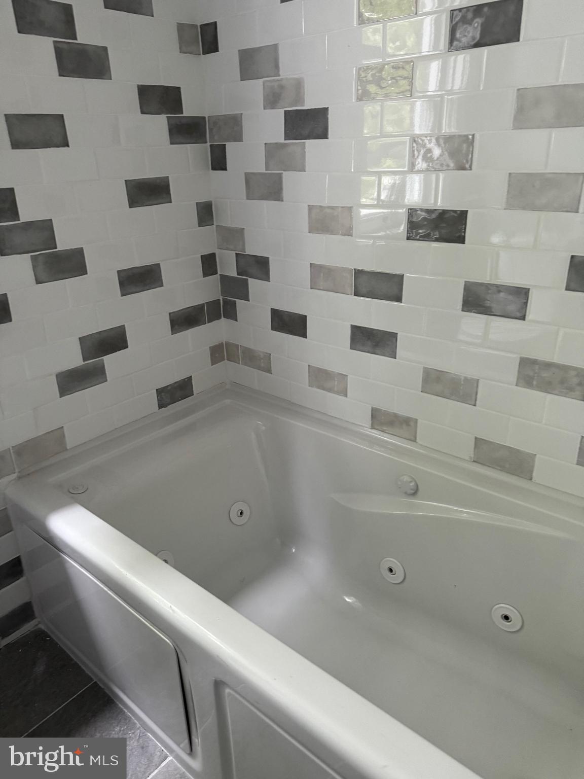 BELAIR-EDISON - Residential