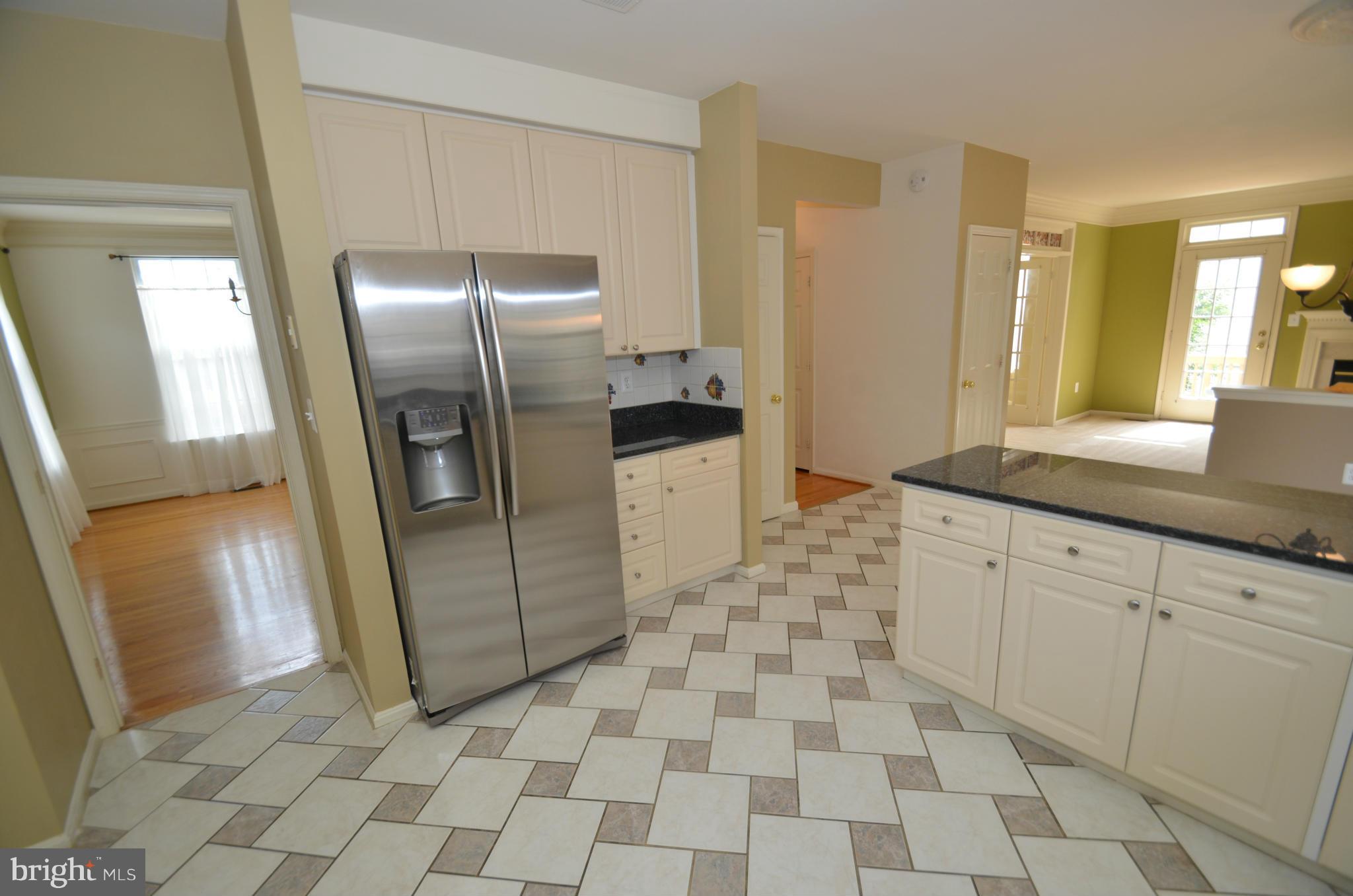 KINGSTOWNE - Residential Lease