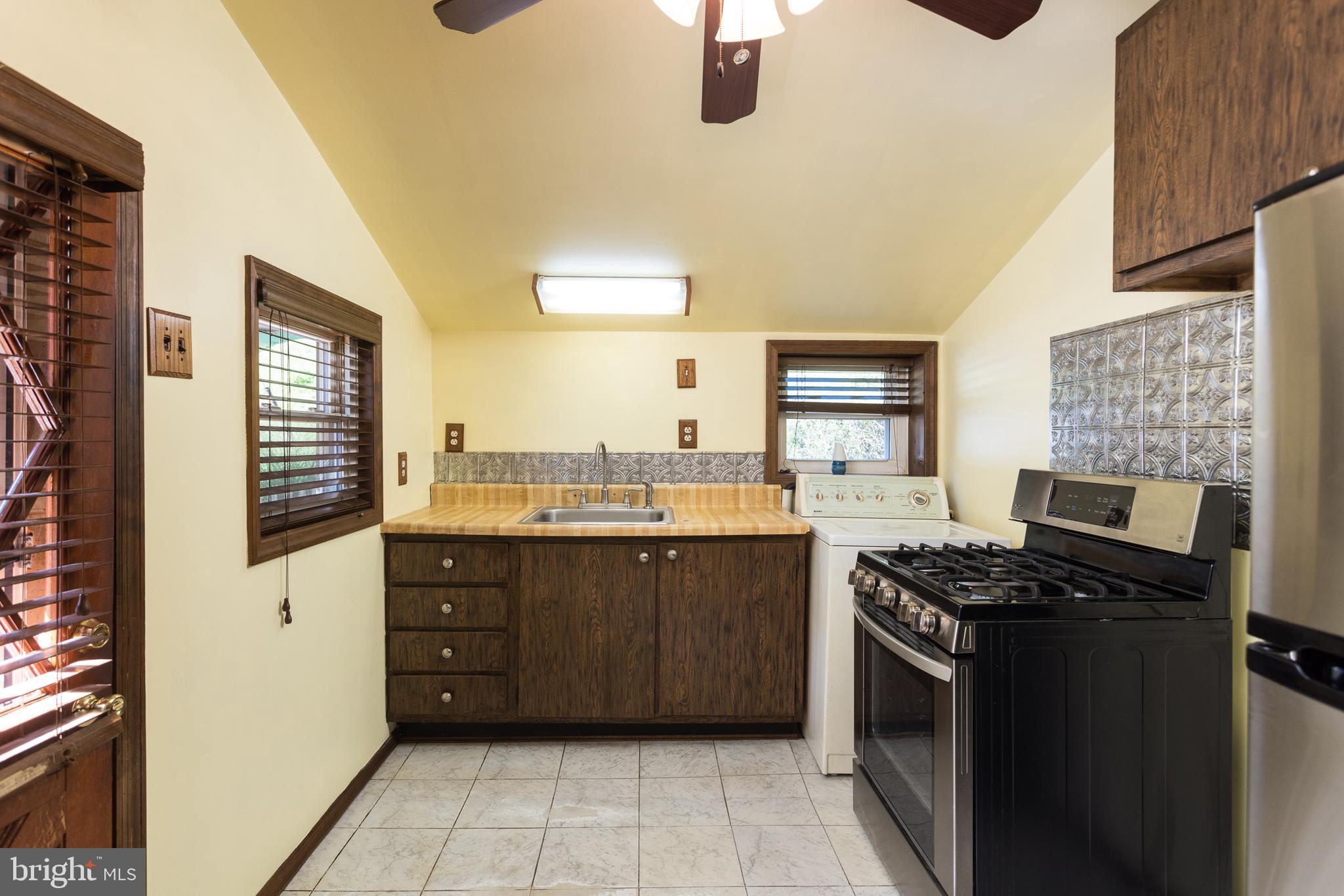 HAMPDEN HISTORIC DISTRICT - Residential