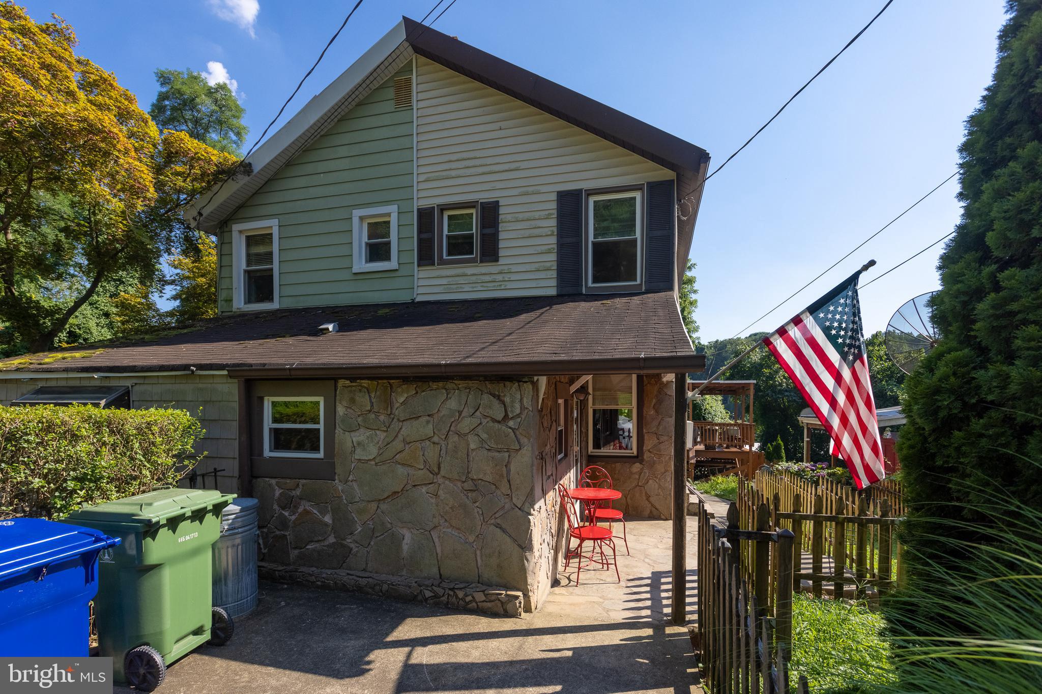 HAMPDEN HISTORIC DISTRICT - Residential