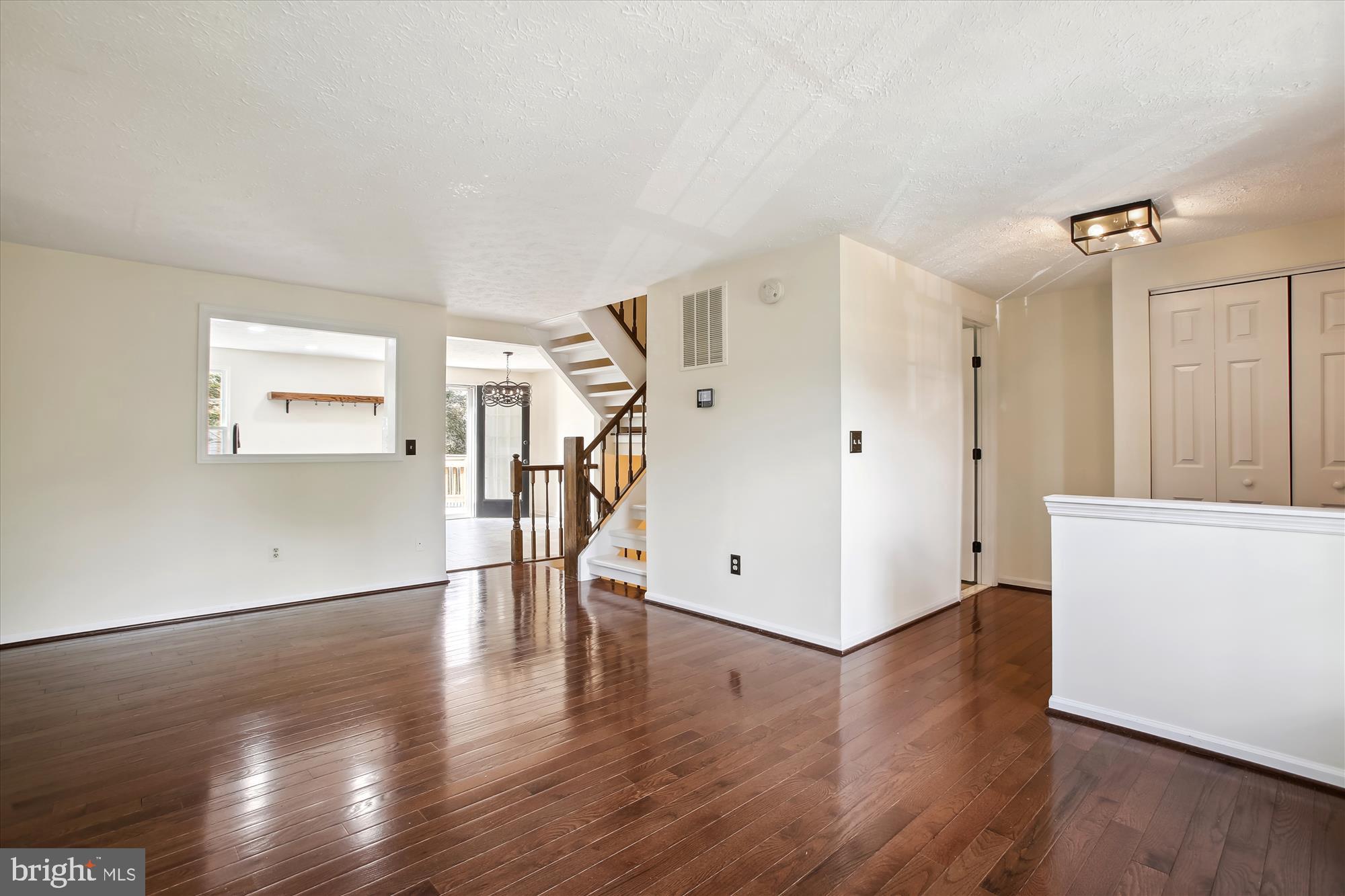 VAN DORN VILLAGE - Residential