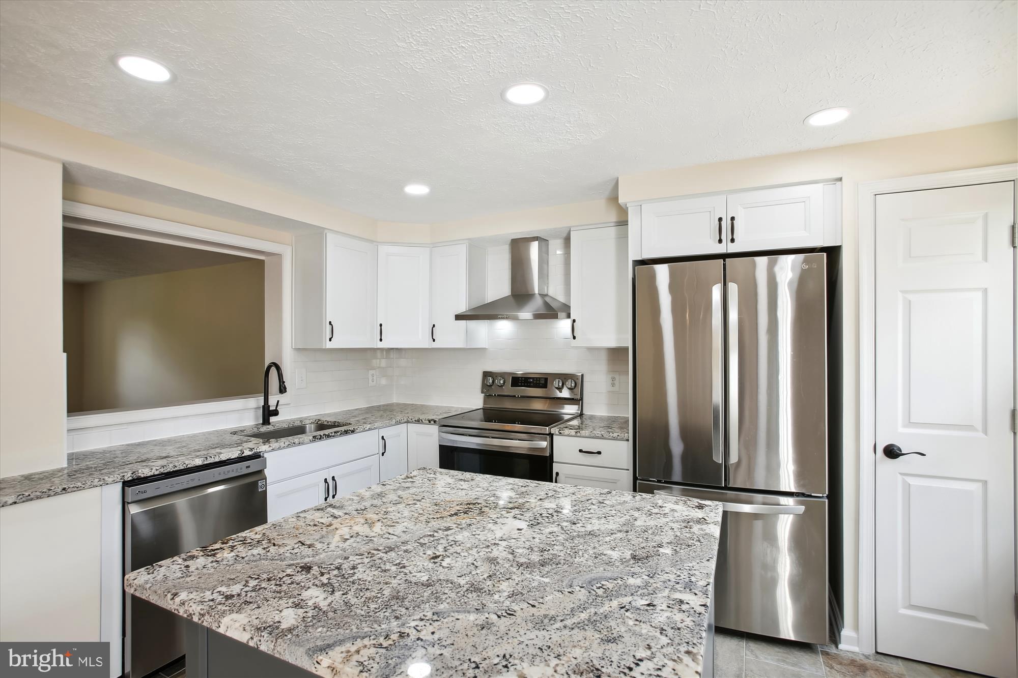 VAN DORN VILLAGE - Residential