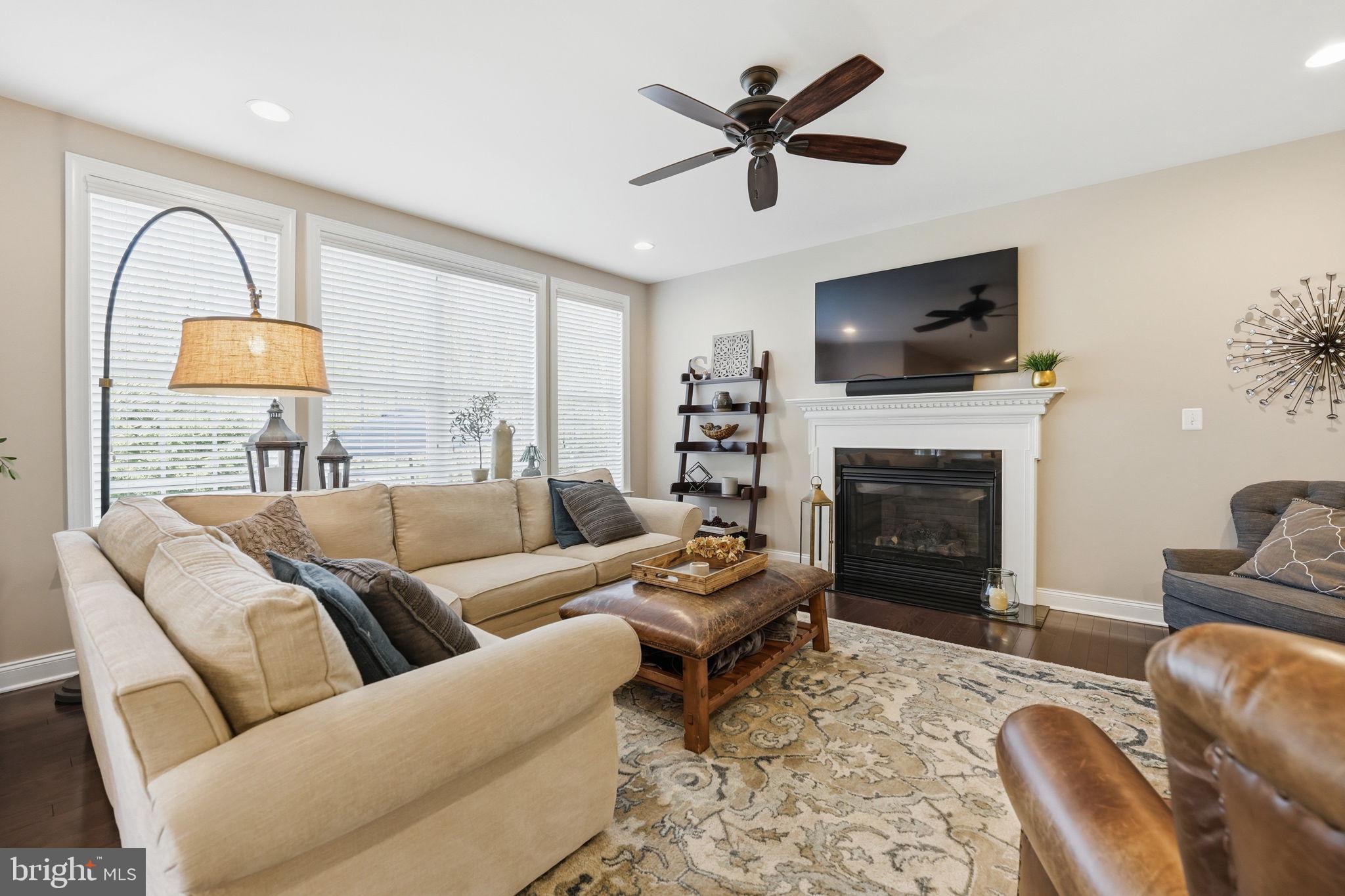 DOMINION VALLEY COUNTRY CLUB - Residential