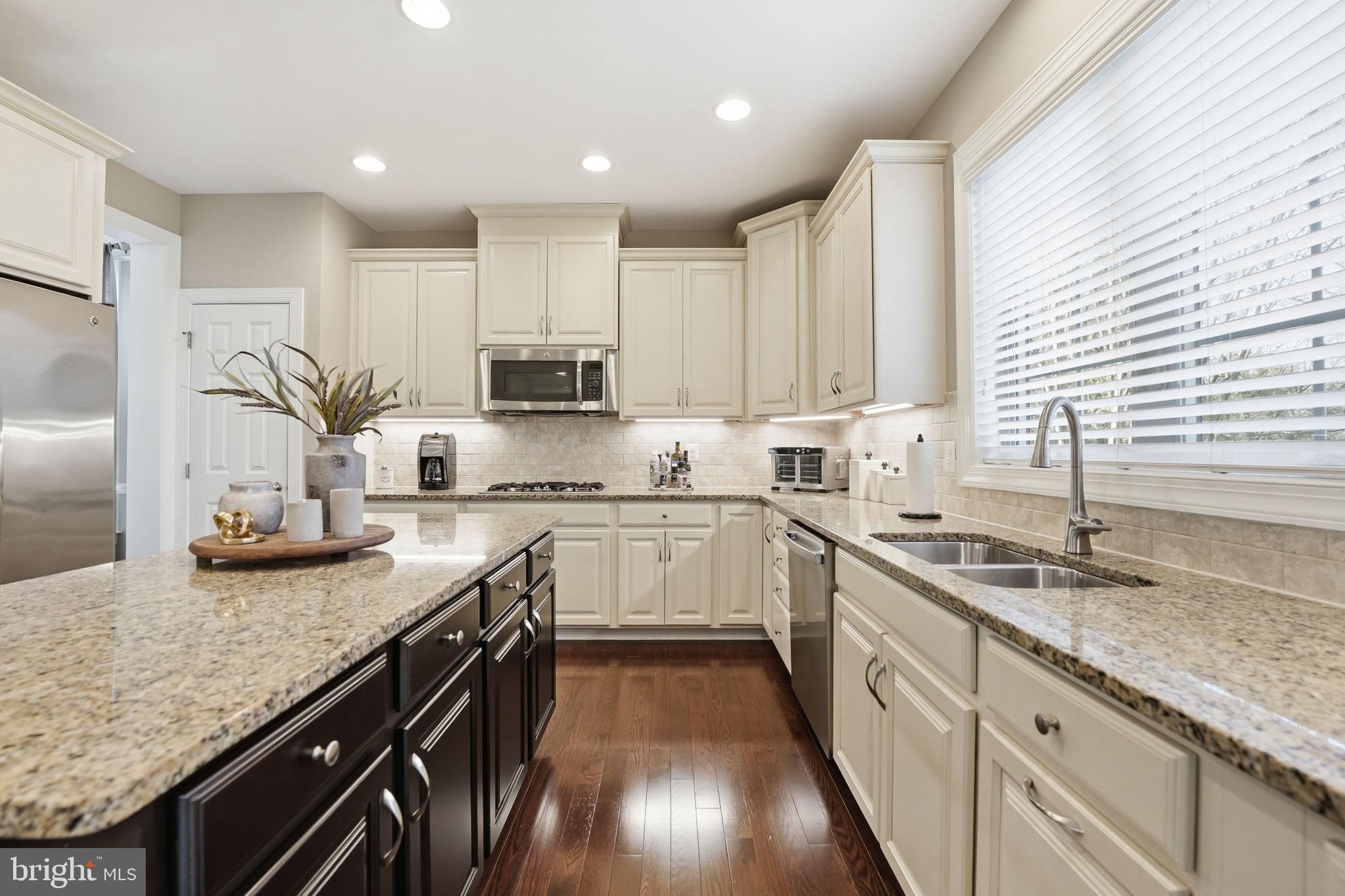 DOMINION VALLEY COUNTRY CLUB - Residential