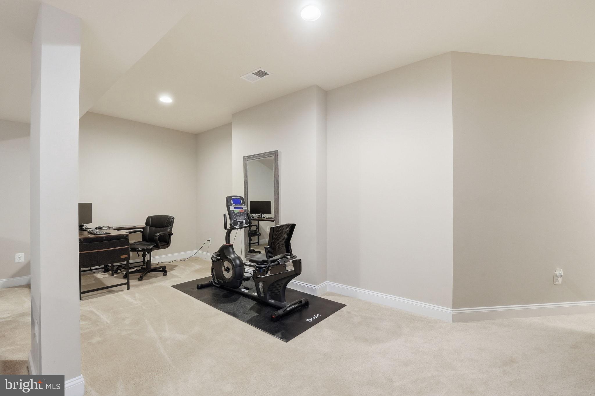 DOMINION VALLEY COUNTRY CLUB - Residential