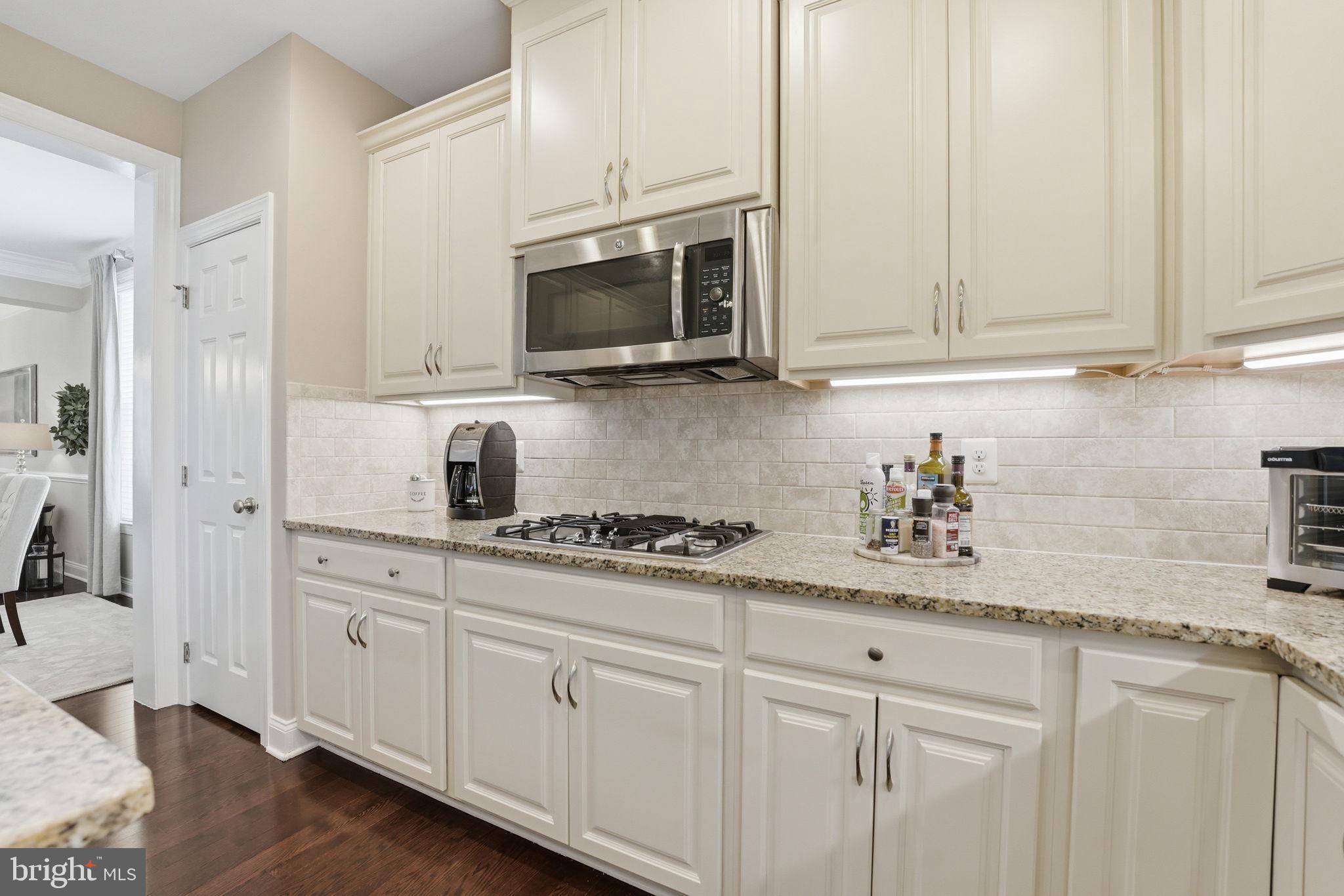 DOMINION VALLEY COUNTRY CLUB - Residential