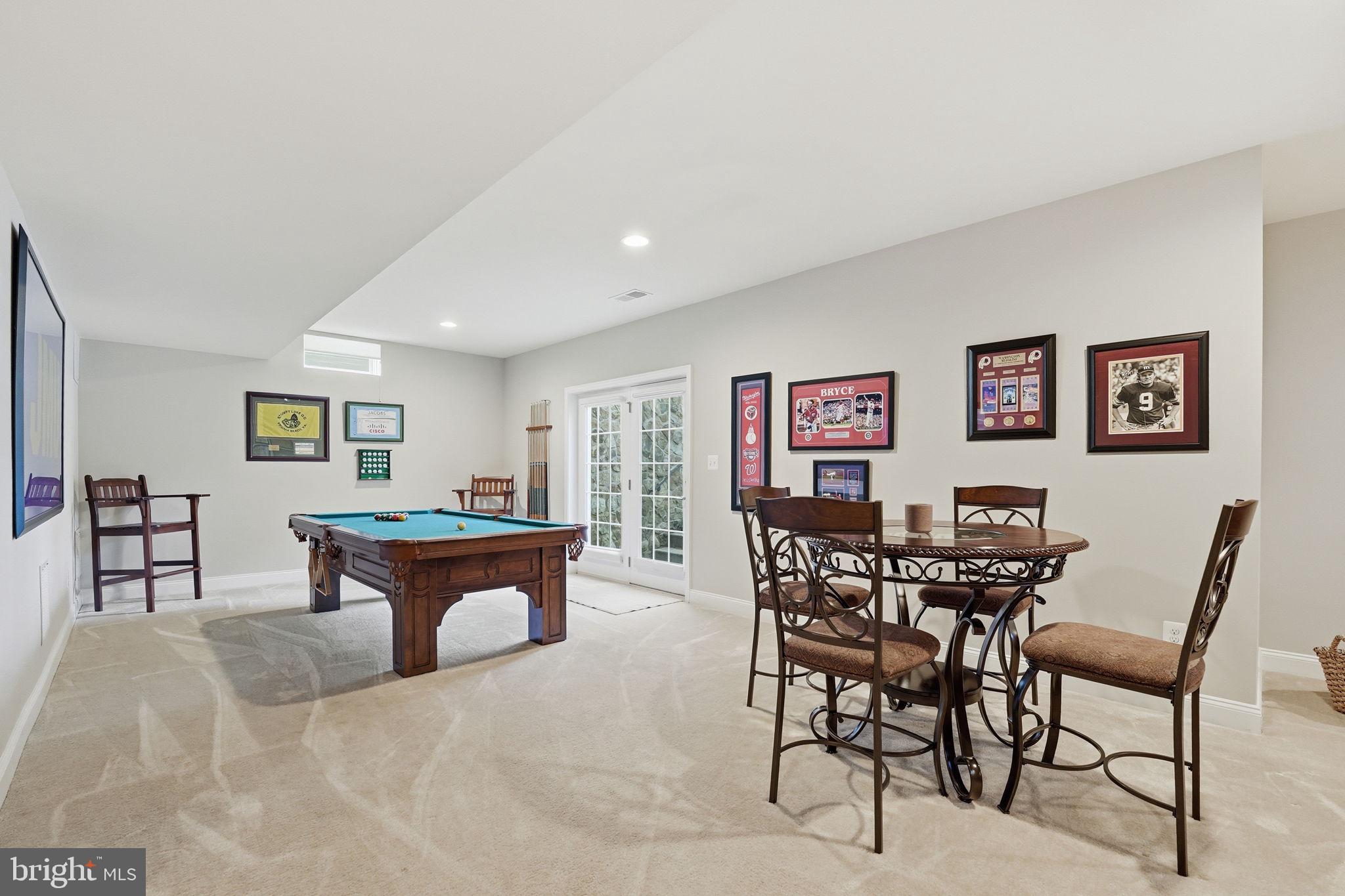 DOMINION VALLEY COUNTRY CLUB - Residential