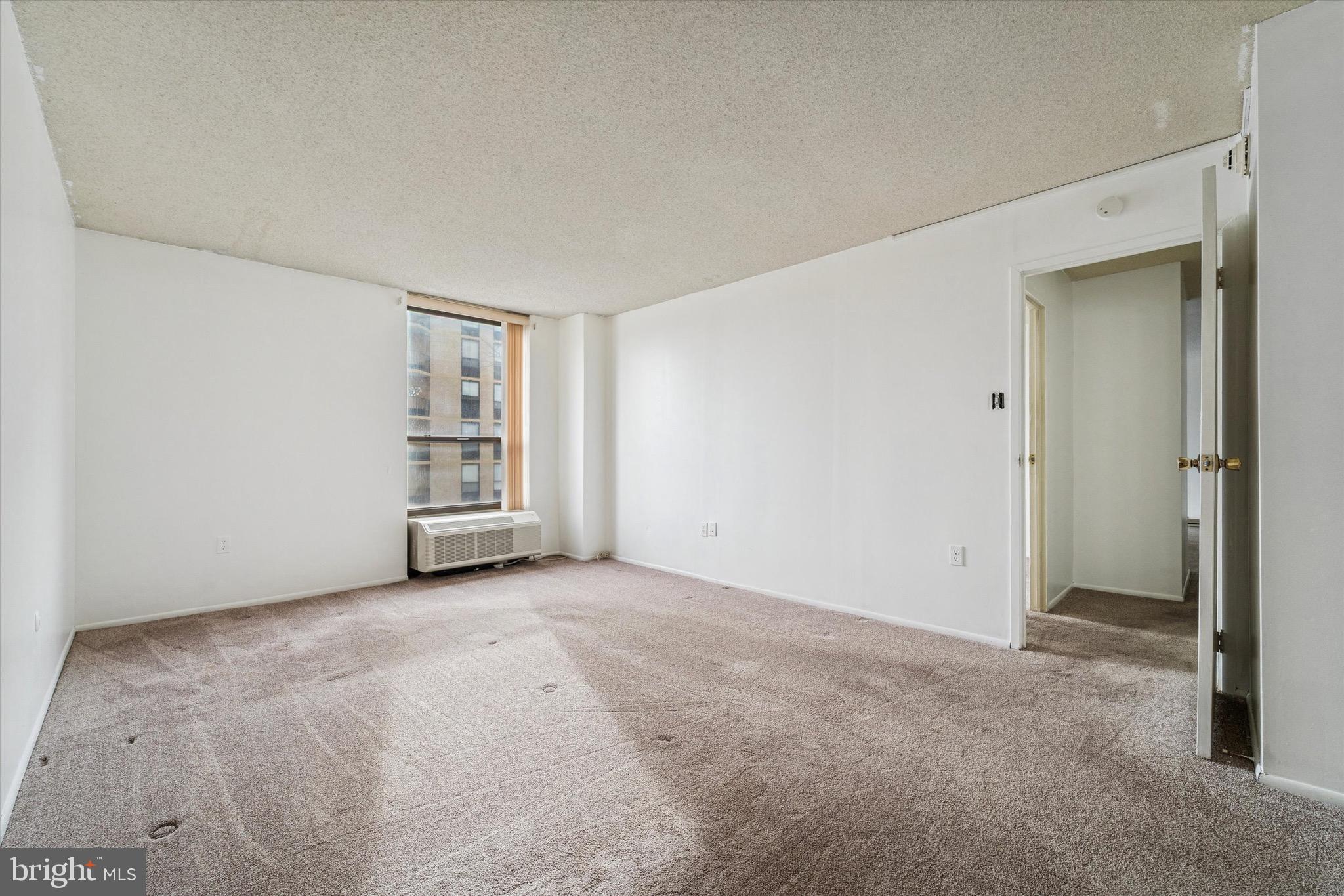 PLYMOUTH HILLS - Residential