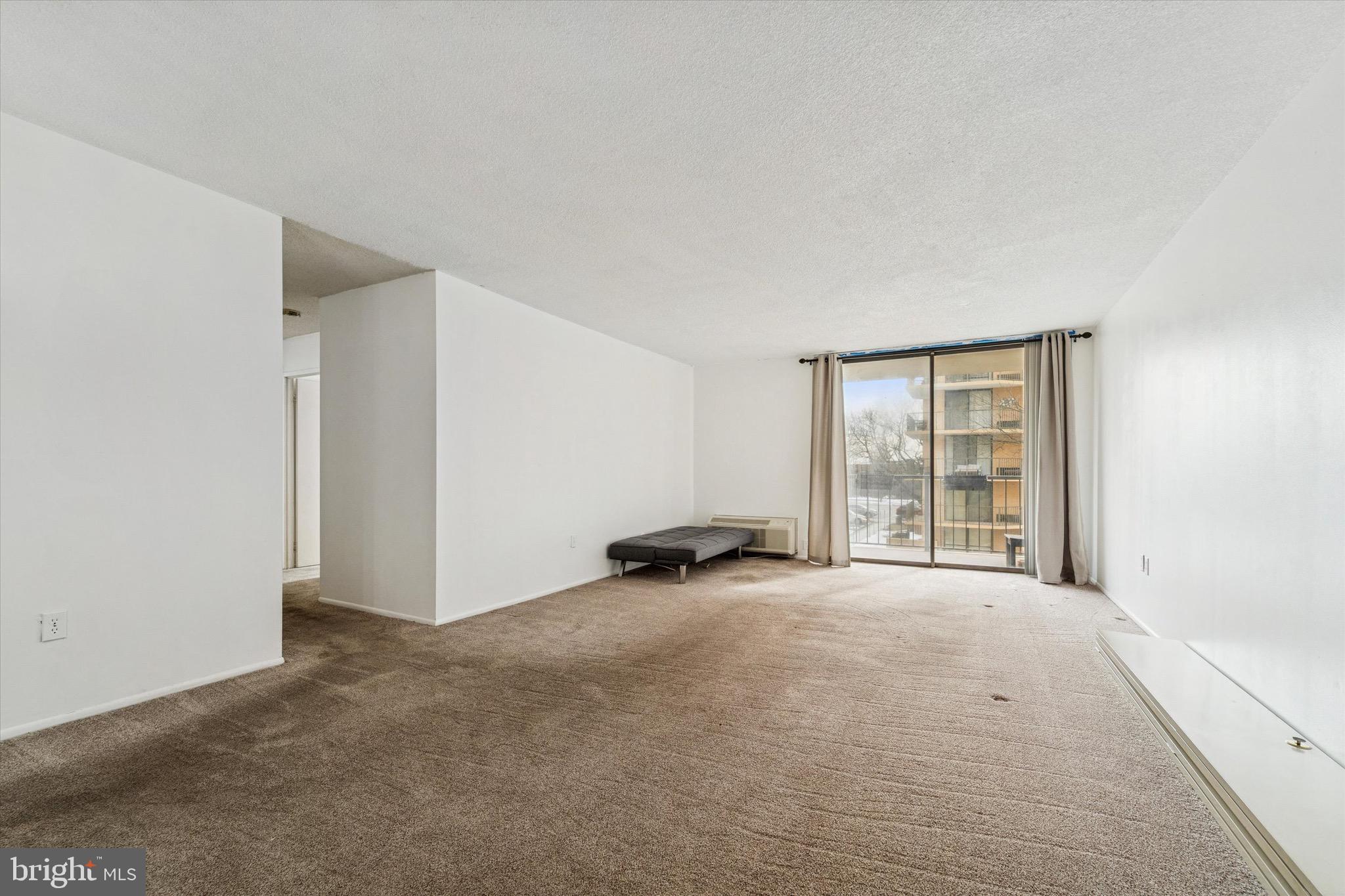 PLYMOUTH HILLS - Residential