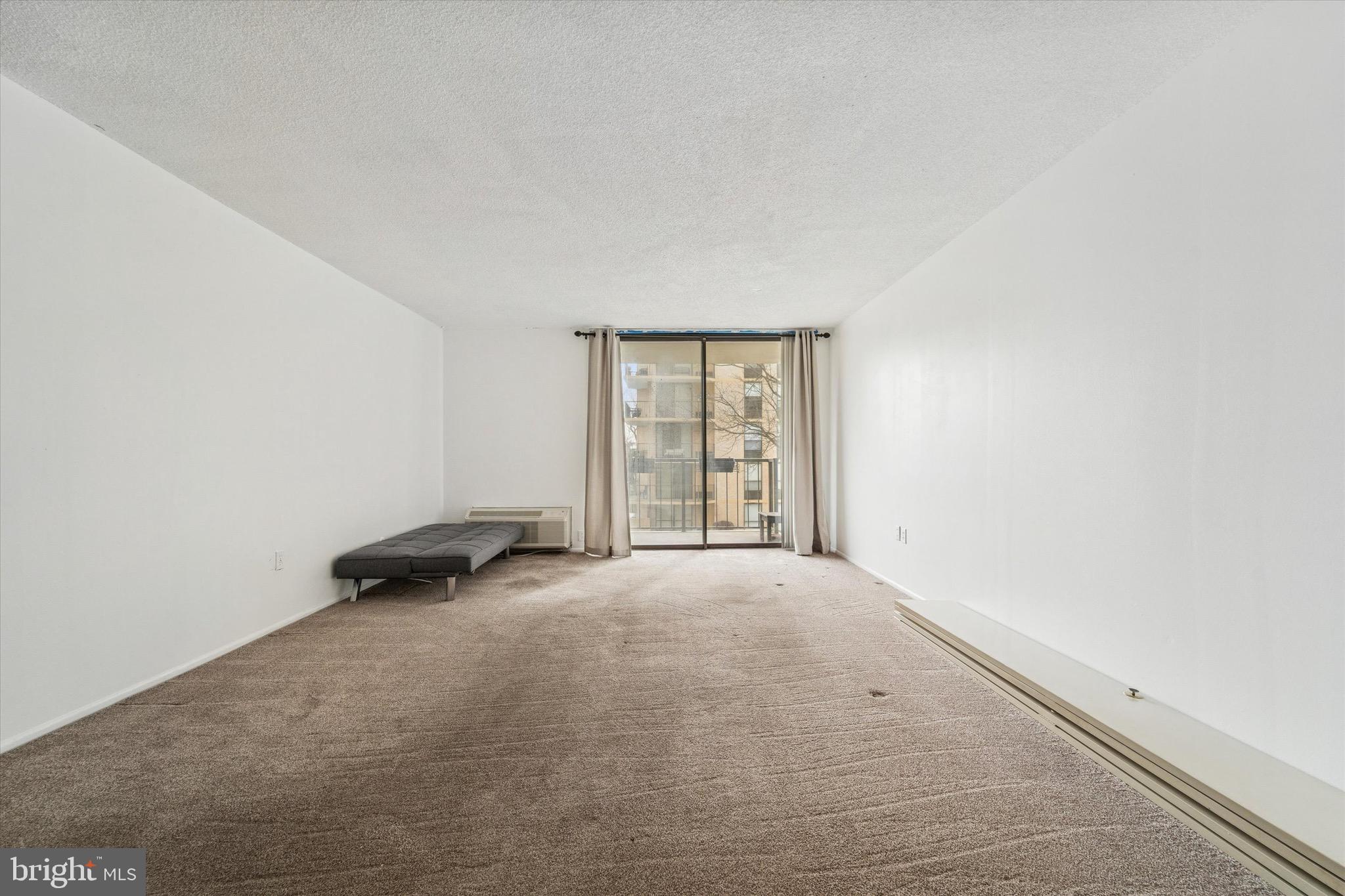 PLYMOUTH HILLS - Residential