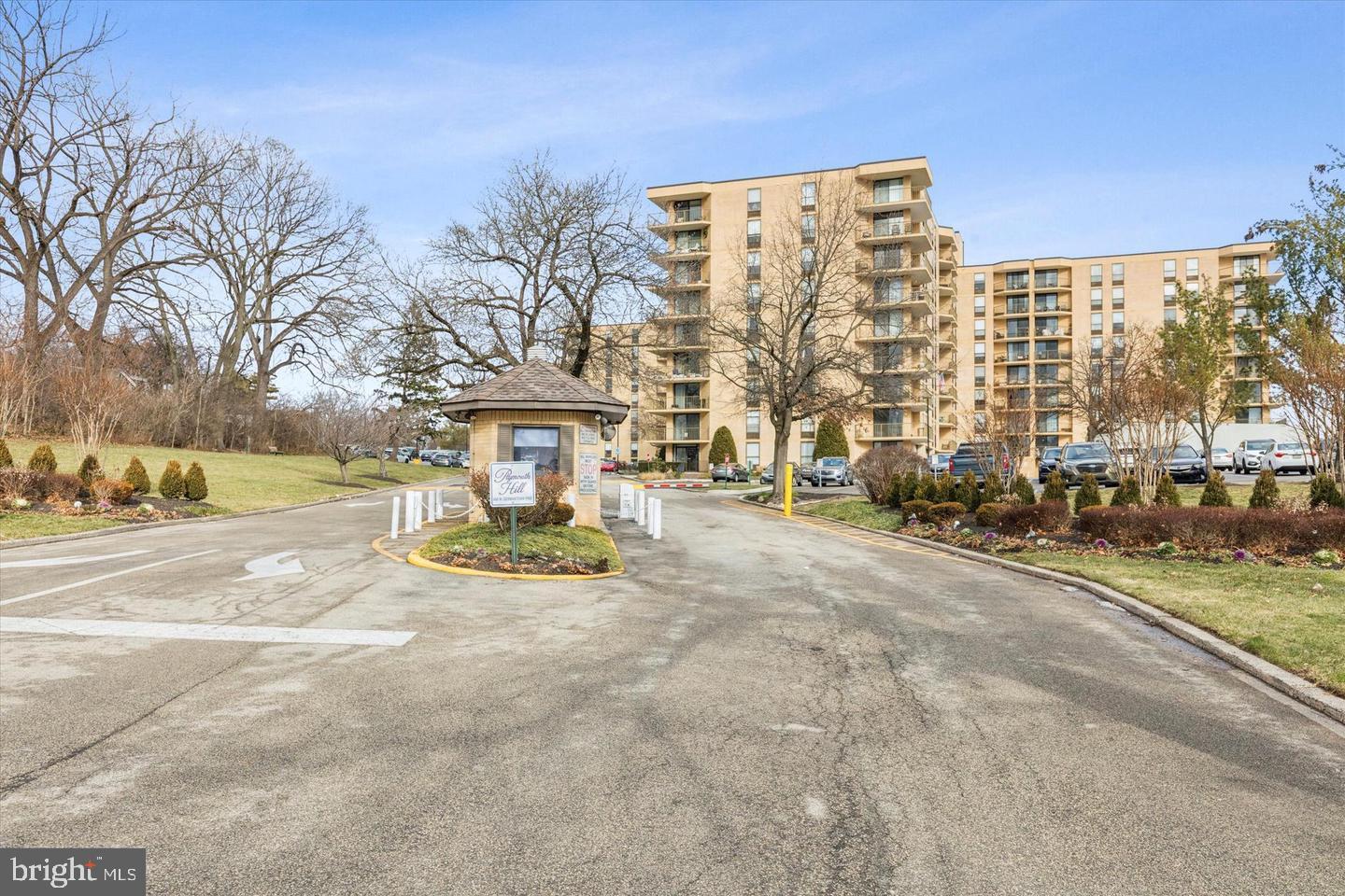 666 W GERMANTOWN PIKE 1216