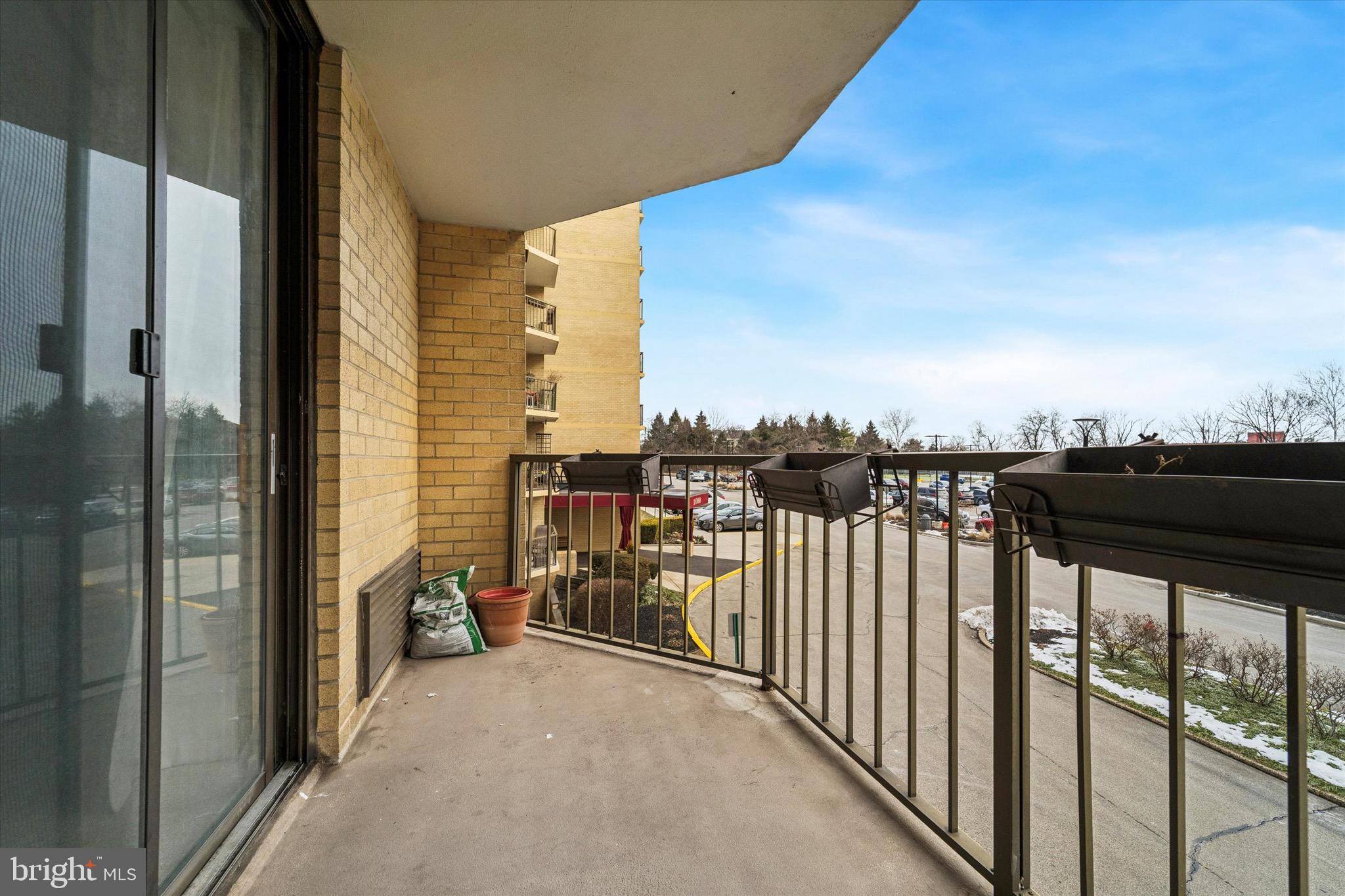 PLYMOUTH HILLS - Residential