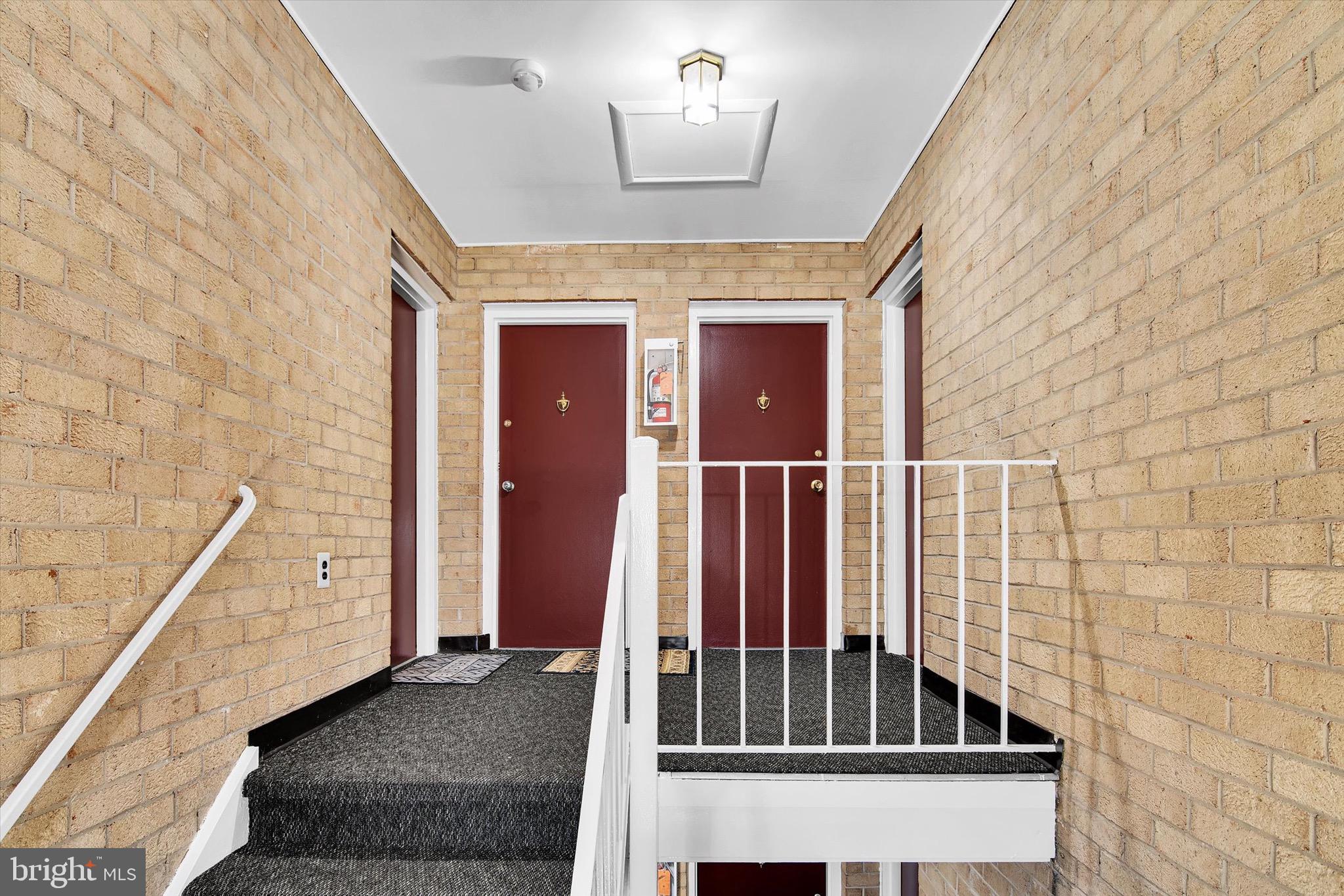 3991 LYNDHURST DRIVE 303