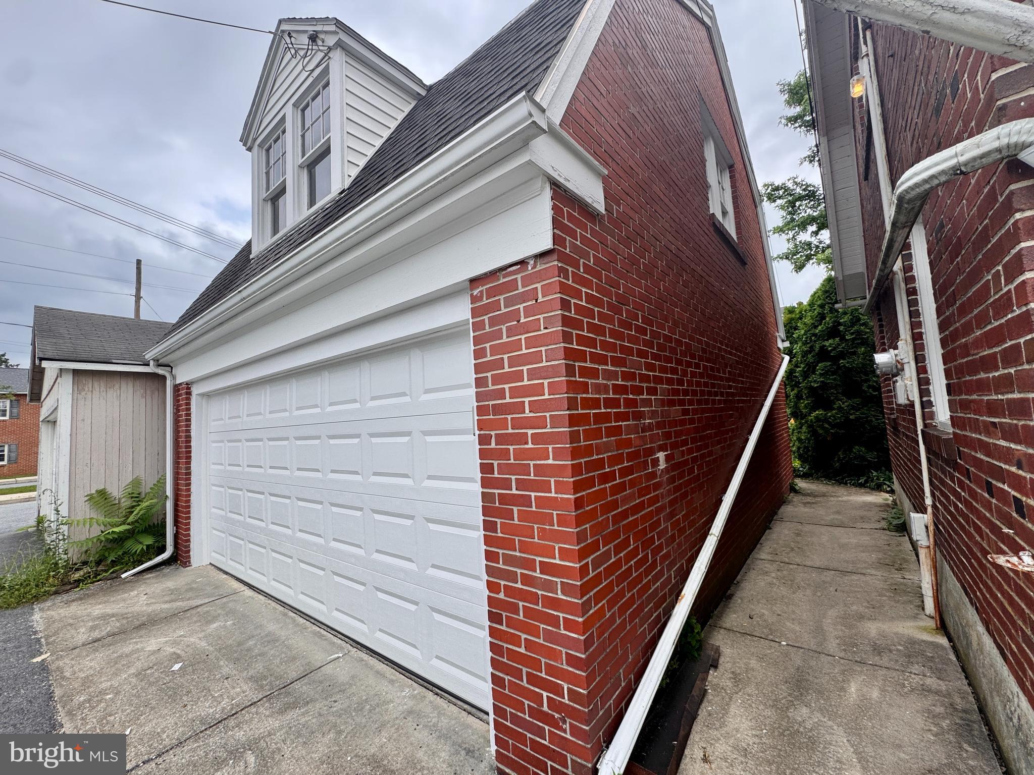 BLANDON MEADOWS - Residential