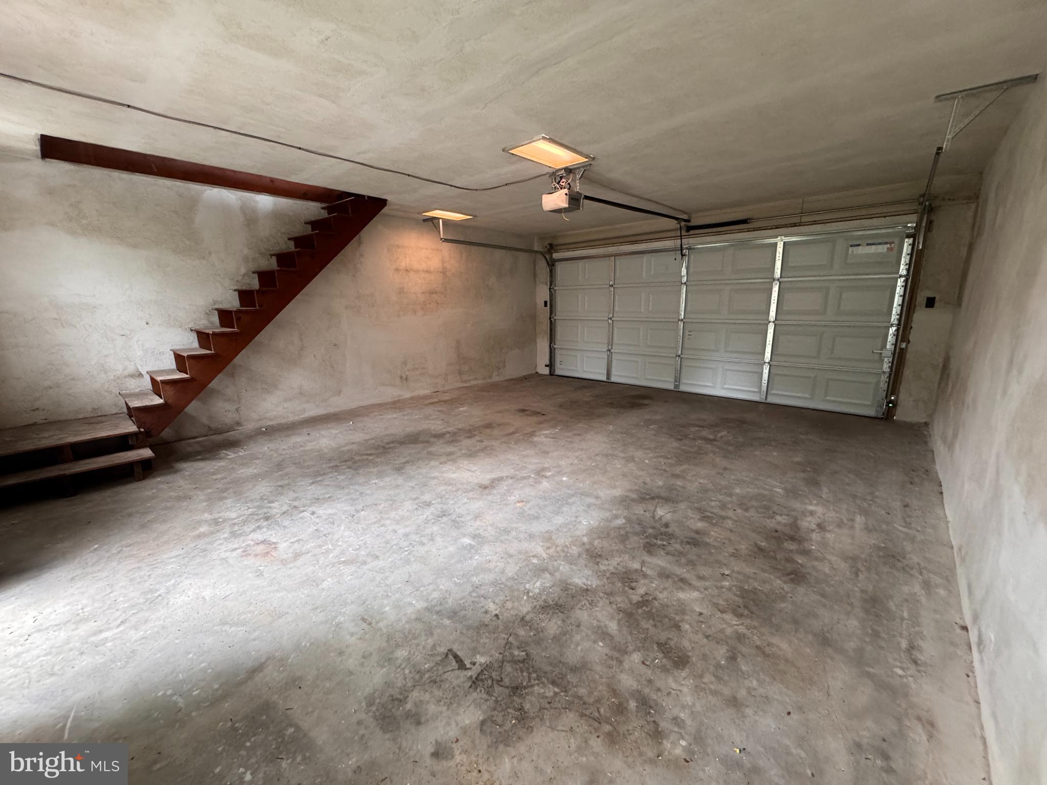 BLANDON MEADOWS - Residential