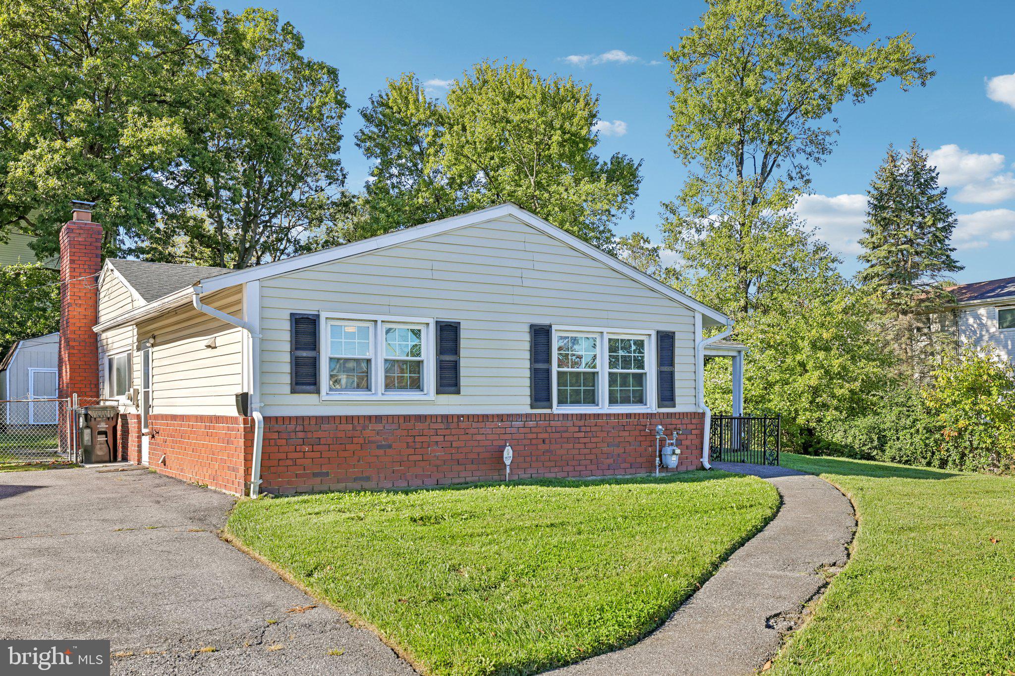 7121 CHAMBERLAIN ROAD