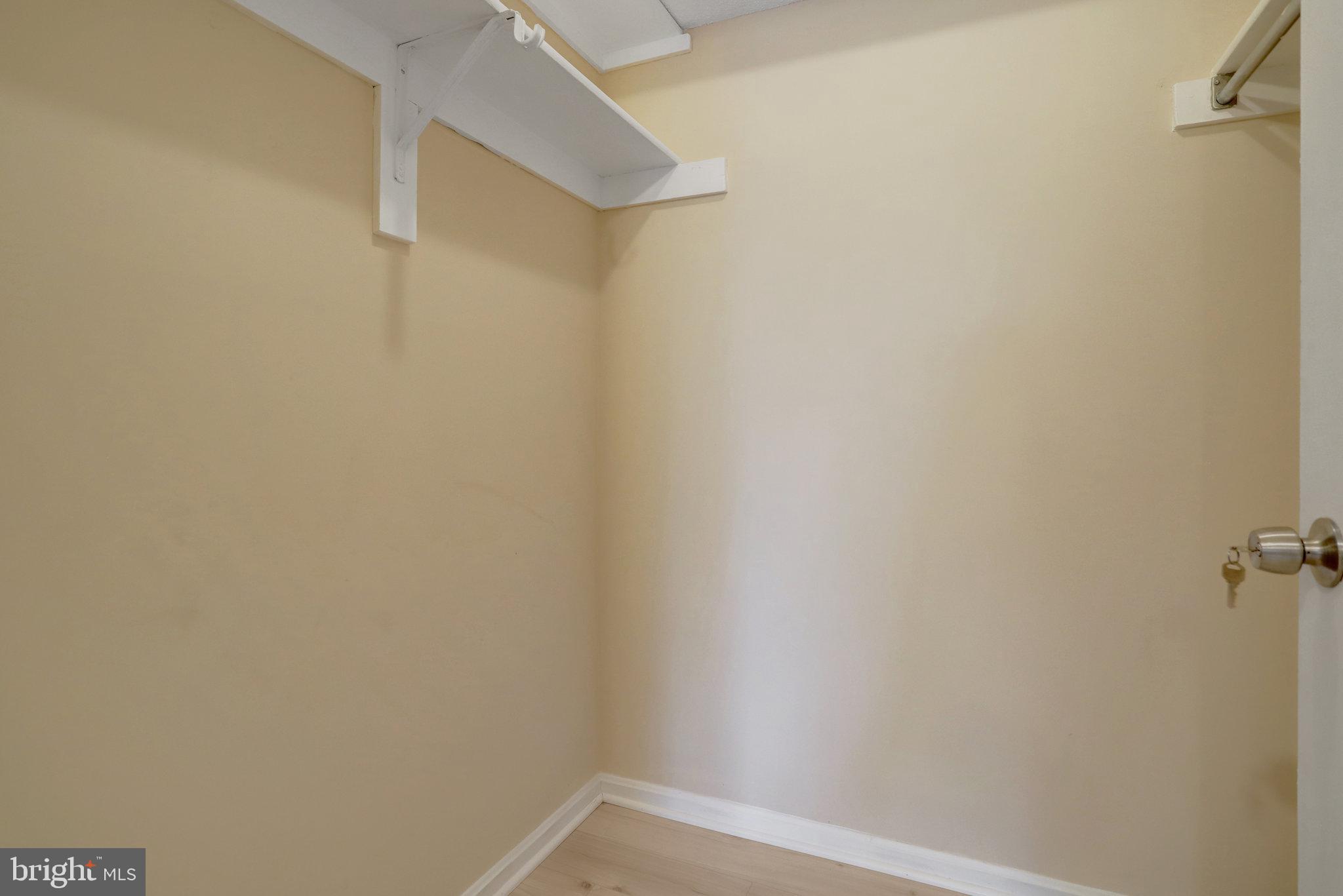 SKYLINE HOUSE - Residential Lease