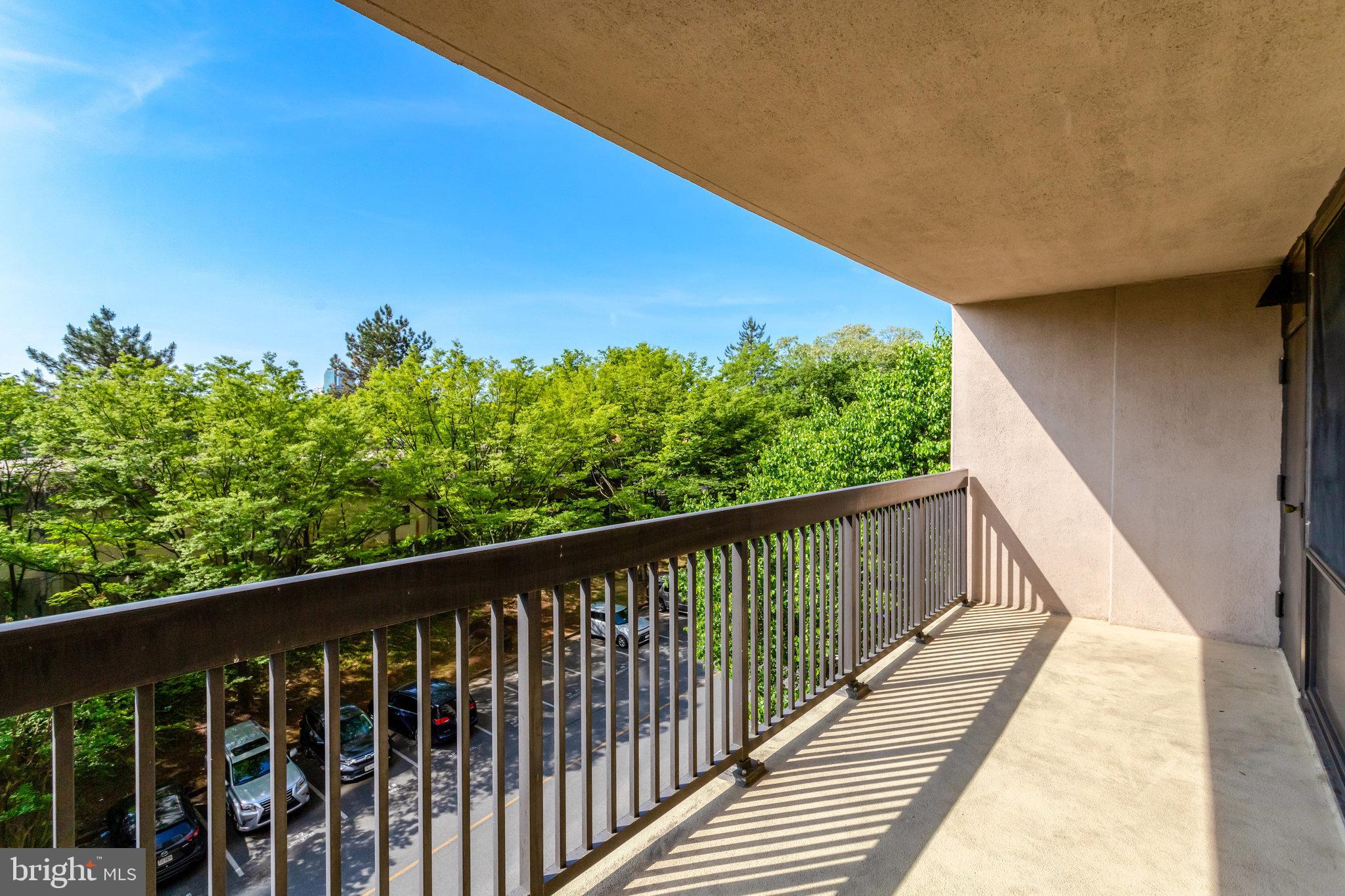 SKYLINE HOUSE - Residential Lease