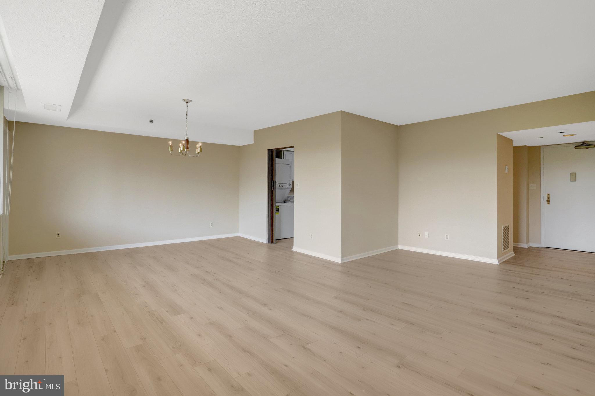 SKYLINE HOUSE - Residential Lease