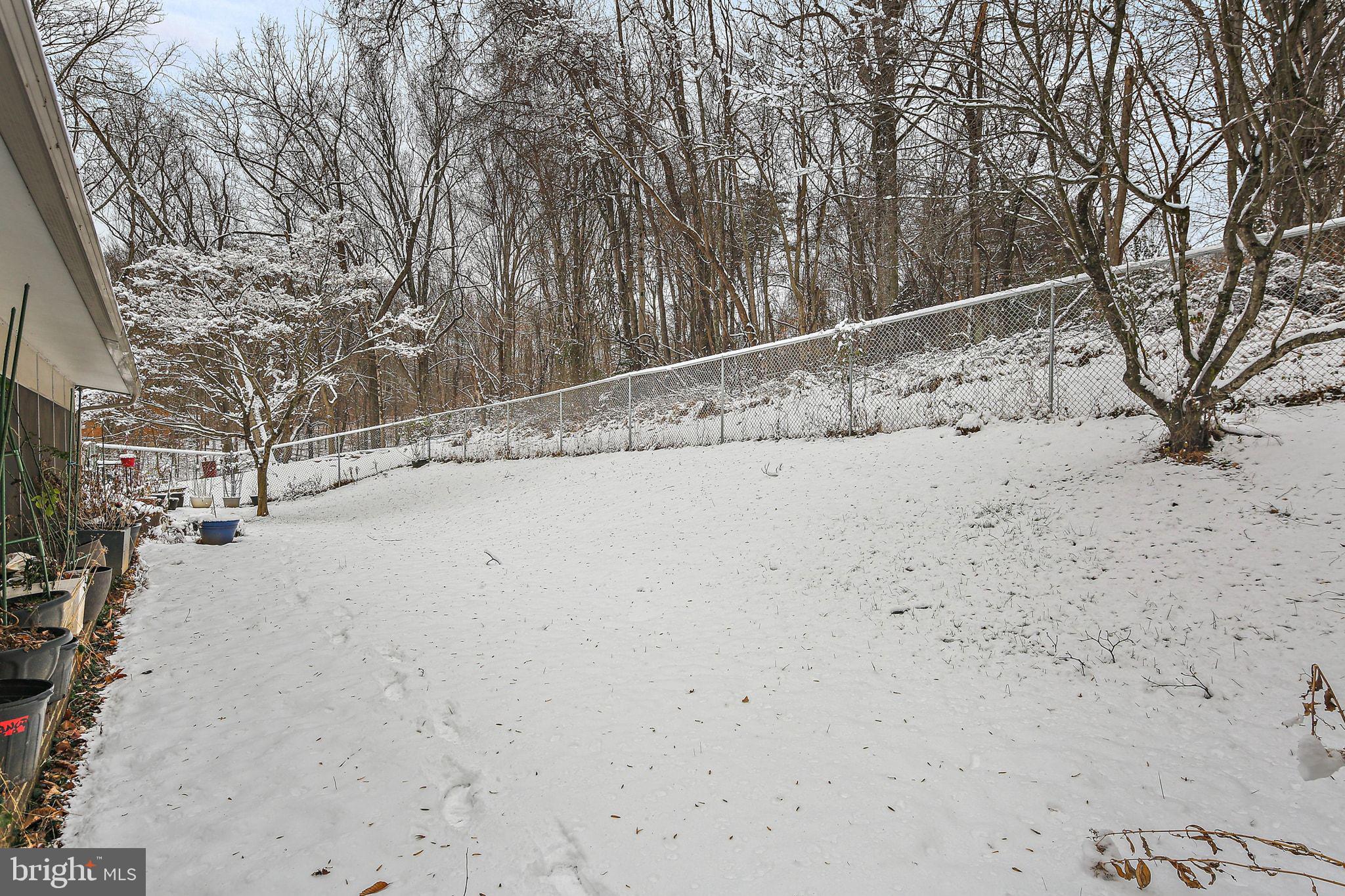 WINDSOR MILL - Residential