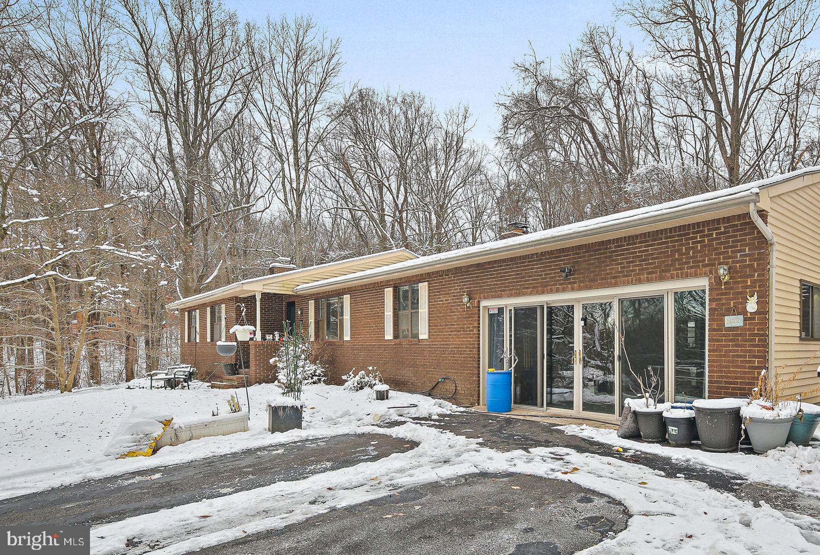 WINDSOR MILL - Residential