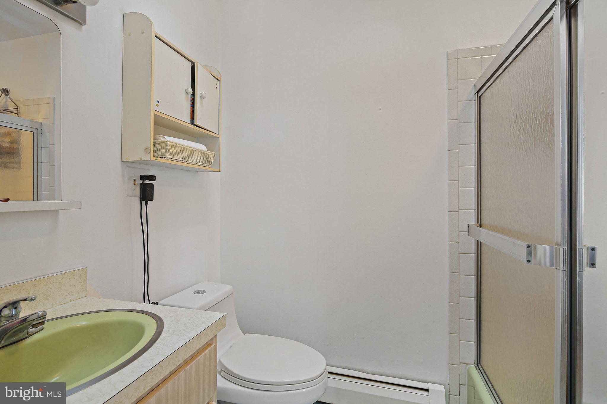 WINDSOR MILL - Residential