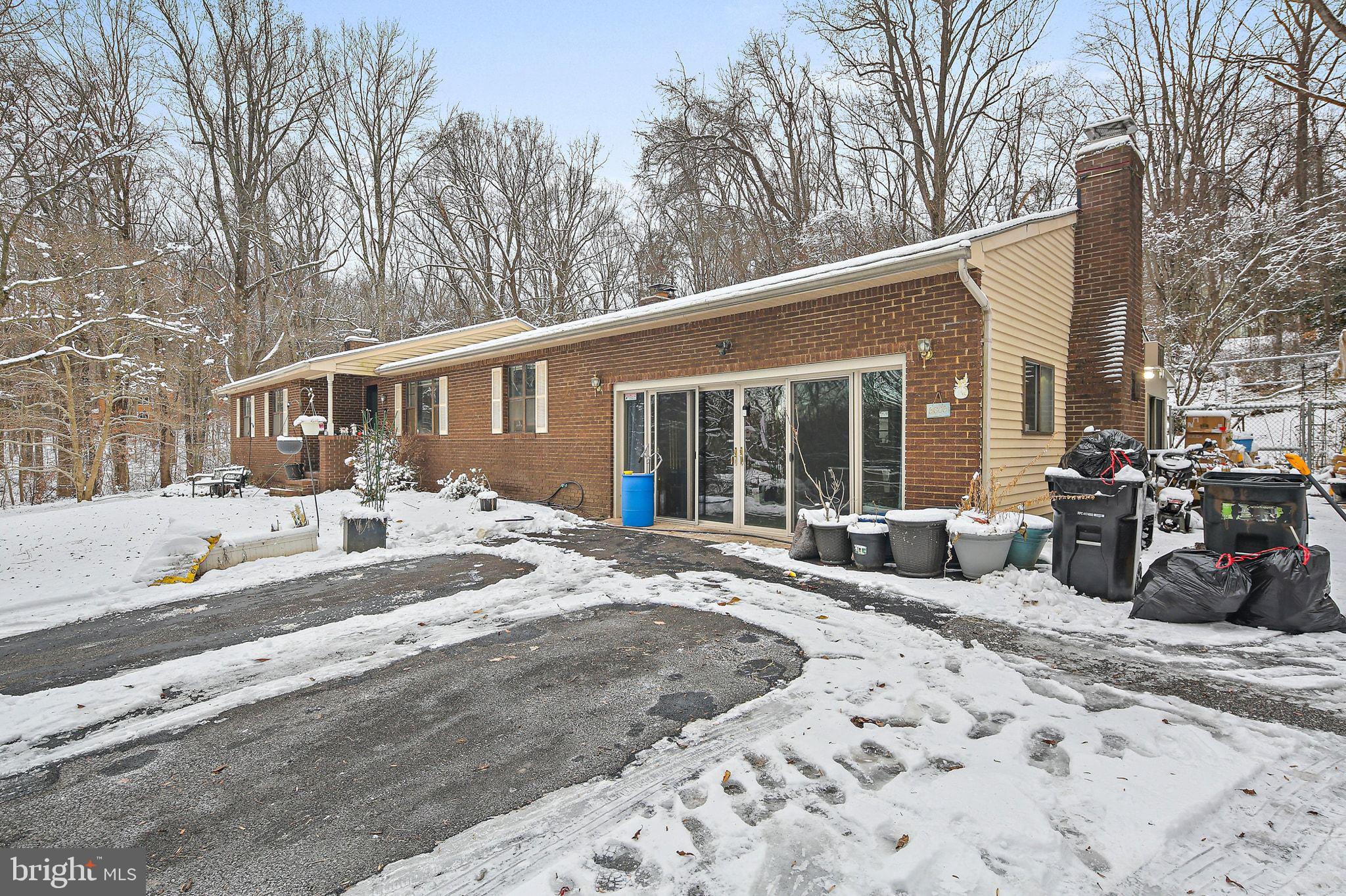 WINDSOR MILL - Residential