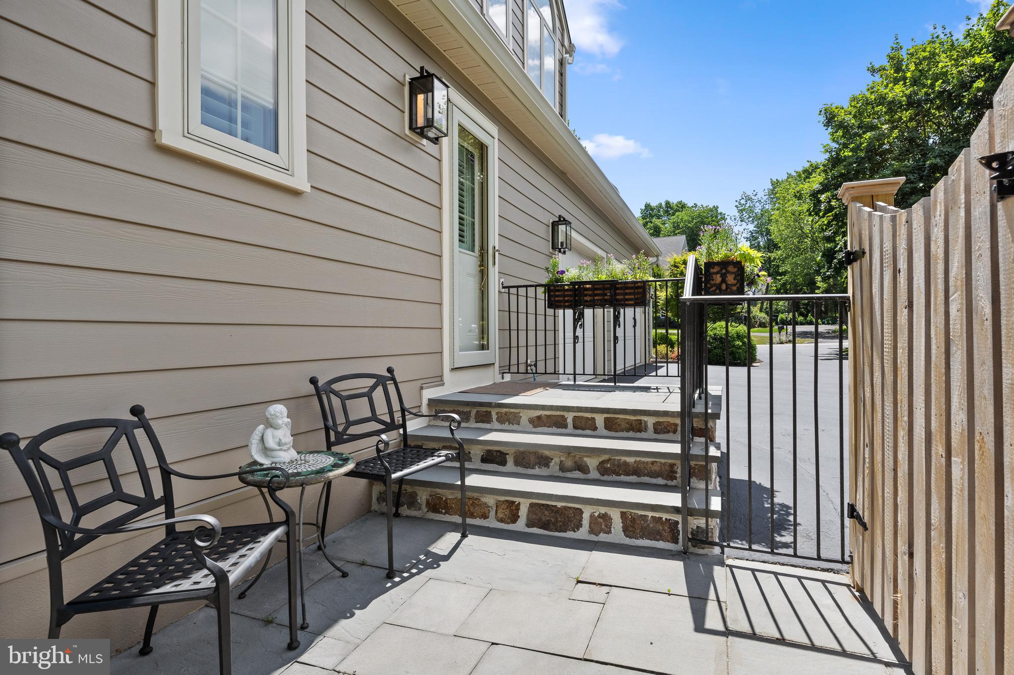 TREYBURN - Residential