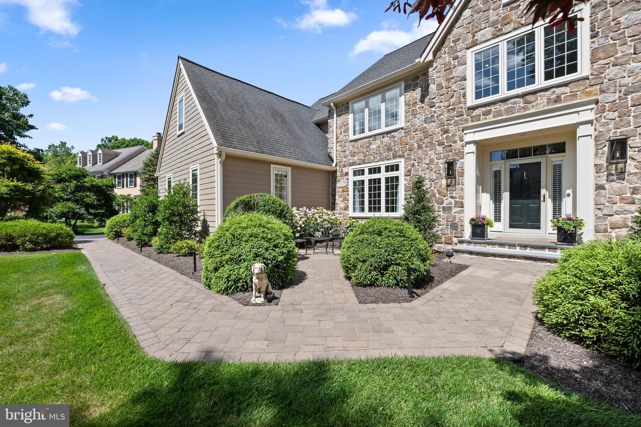 TREYBURN - Residential