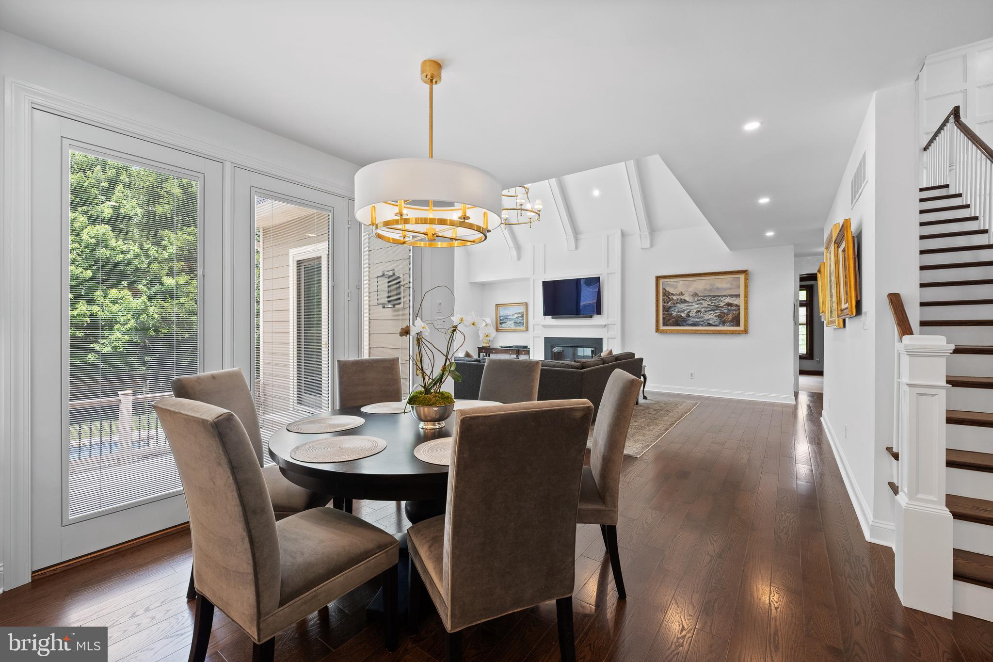 TREYBURN - Residential