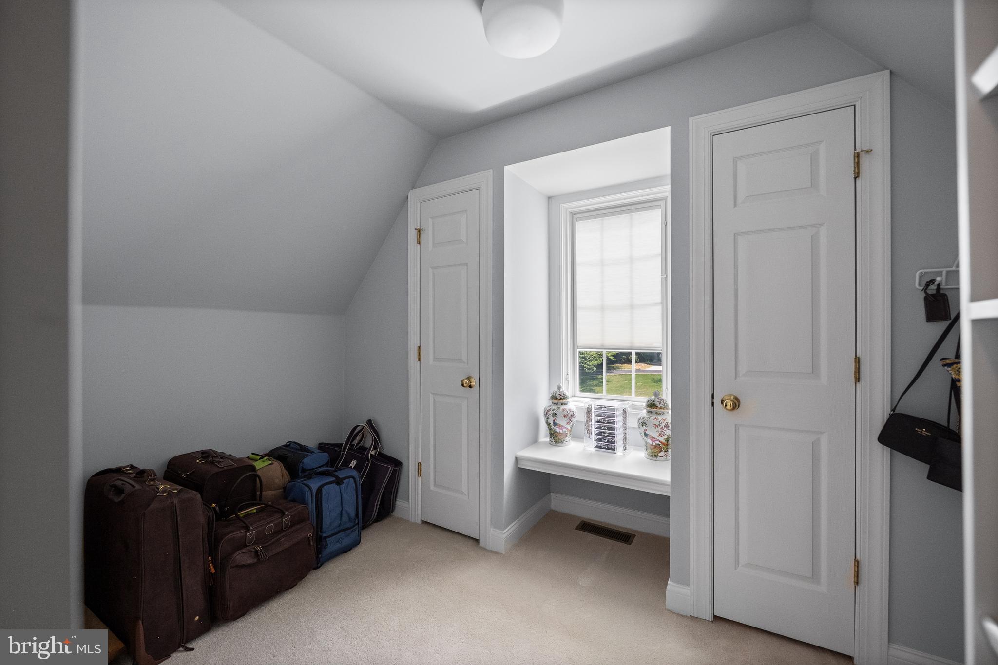 TREYBURN - Residential