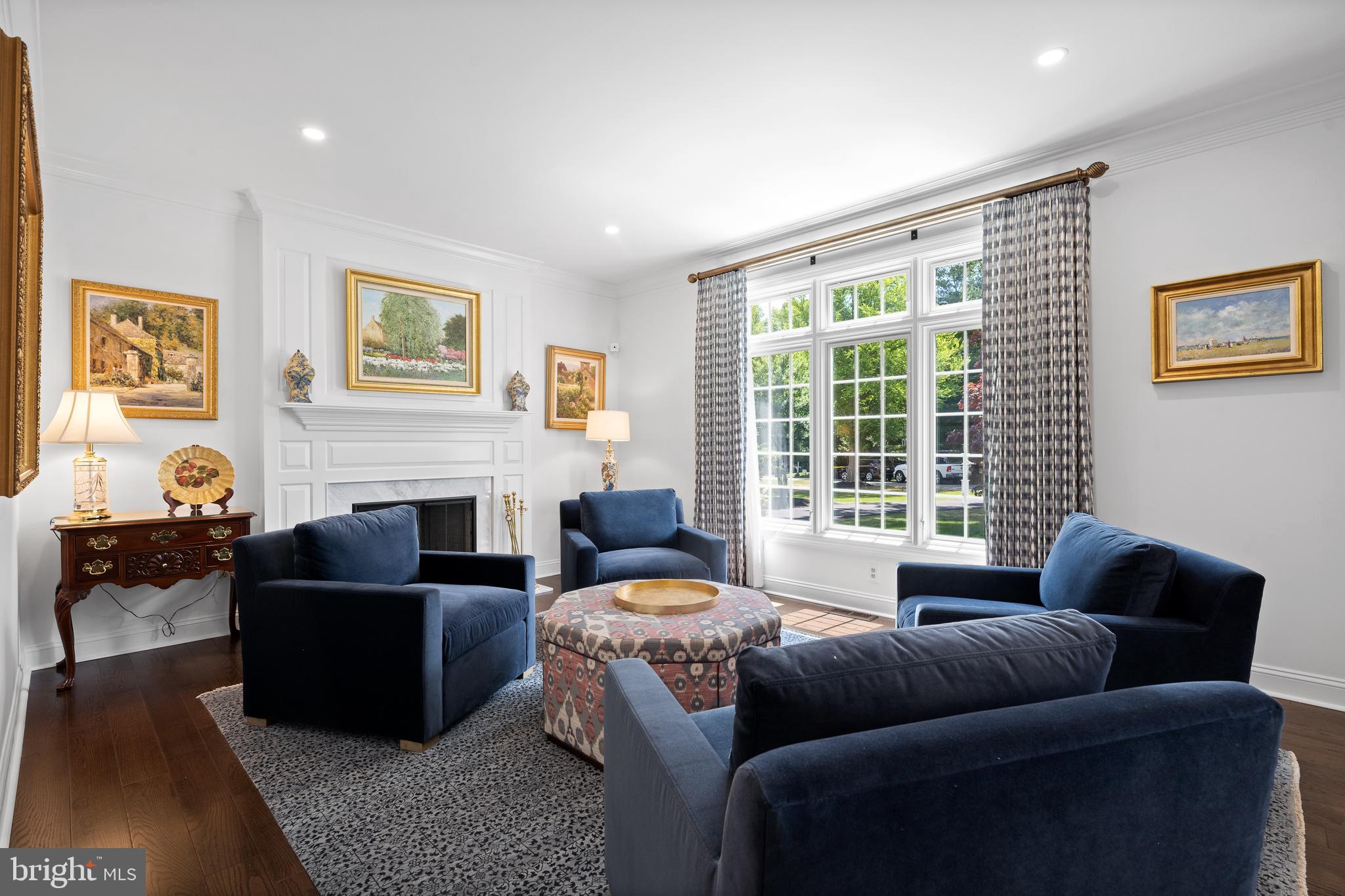 TREYBURN - Residential