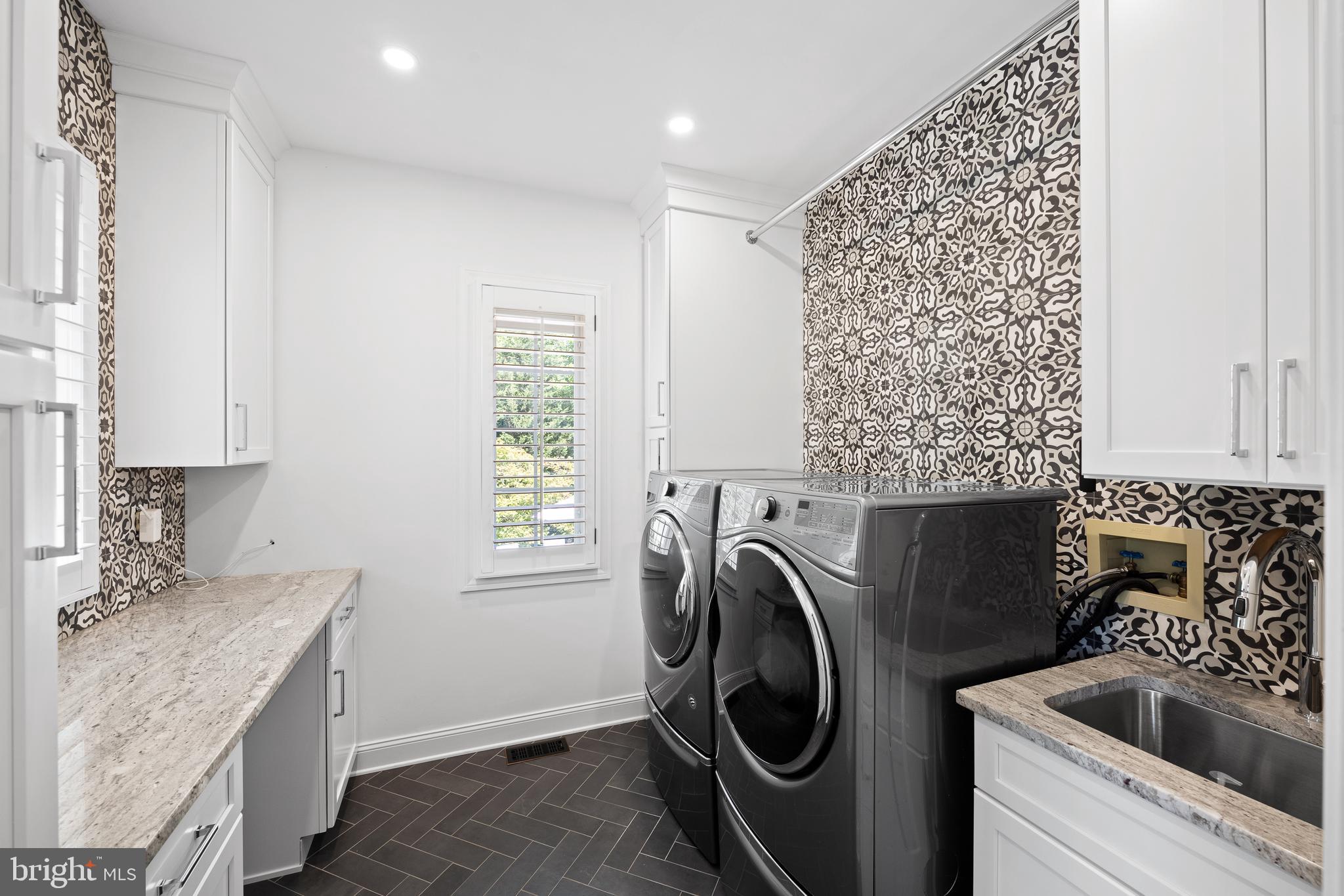 TREYBURN - Residential