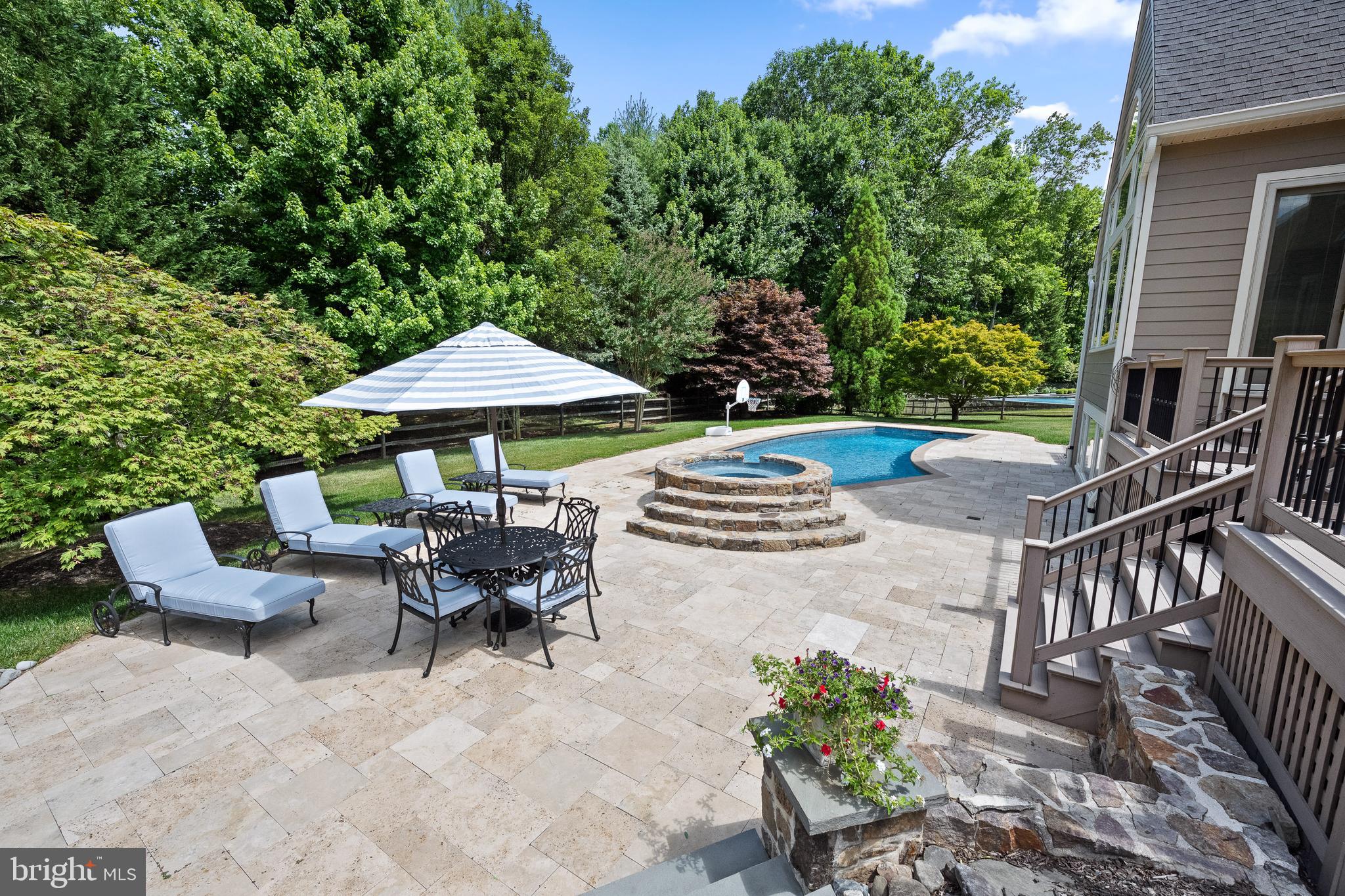 TREYBURN - Residential