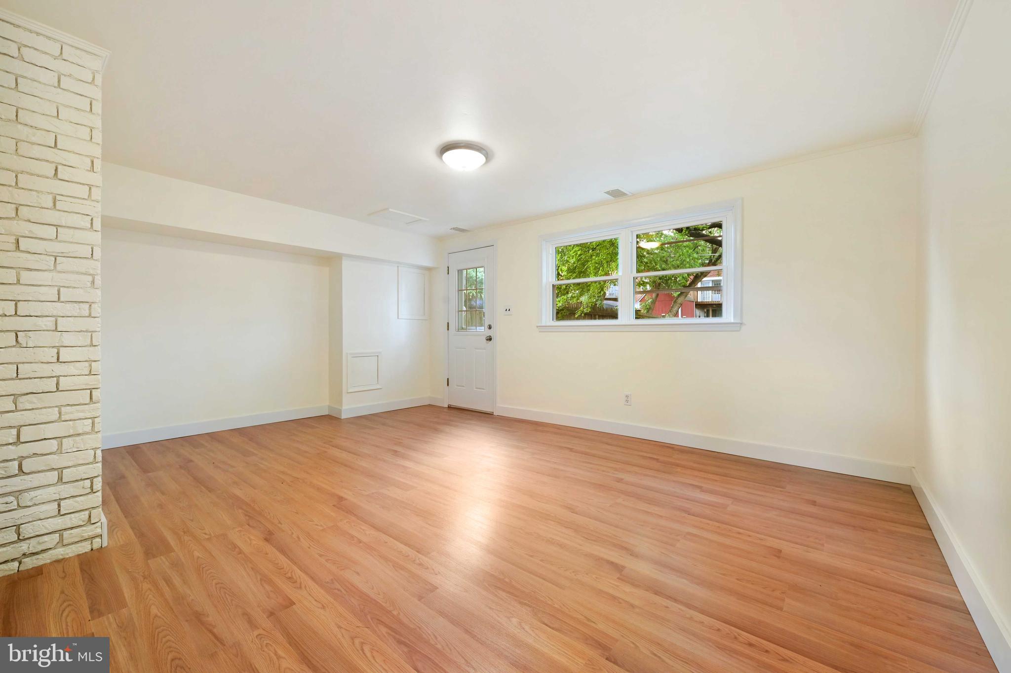 SULPHUR SPRINGS - Residential