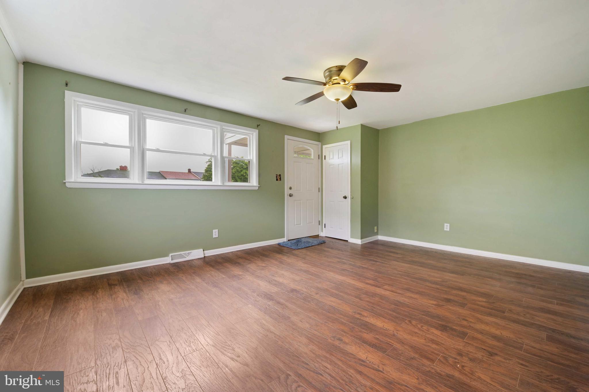 SULPHUR SPRINGS - Residential