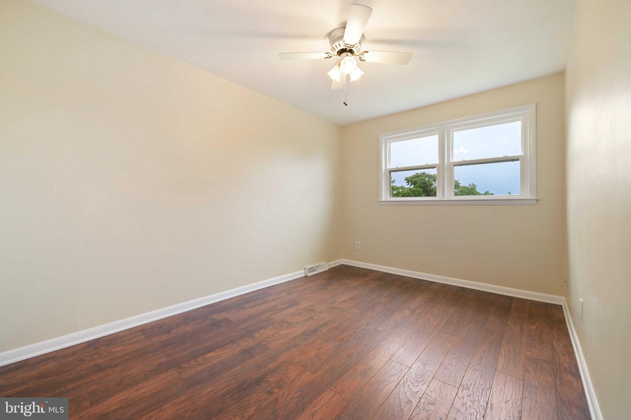 SULPHUR SPRINGS - Residential