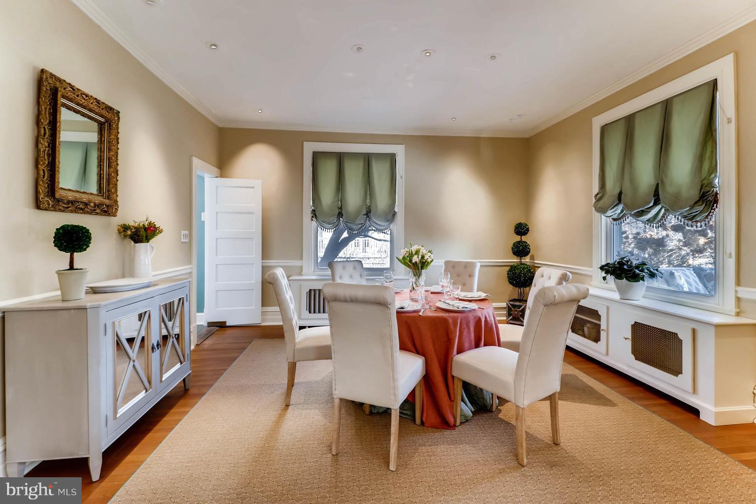 ROLAND PARK - Residential