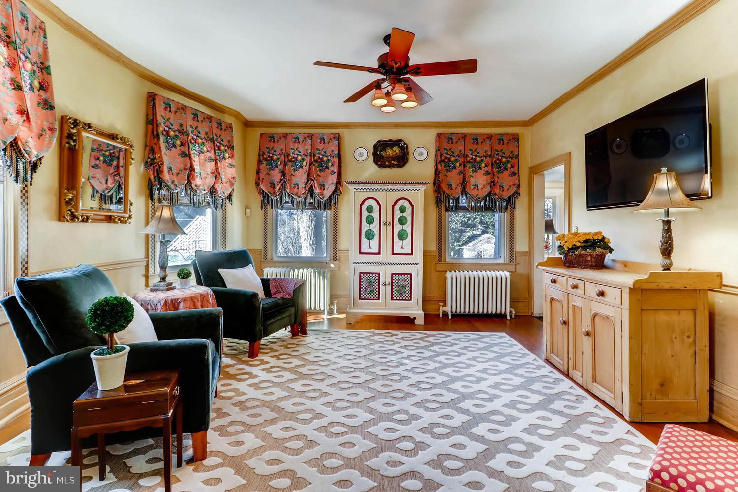 ROLAND PARK - Residential