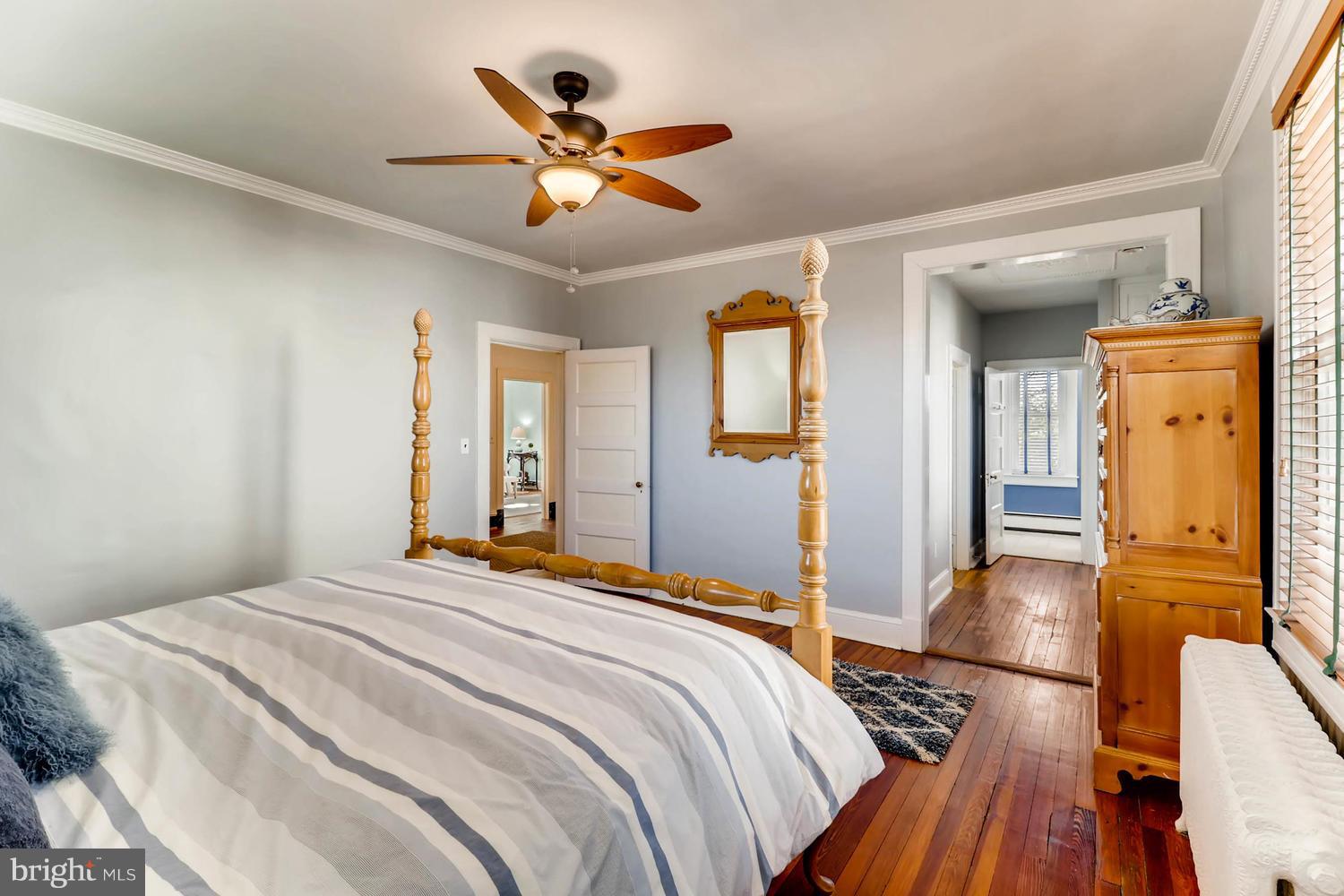 ROLAND PARK - Residential