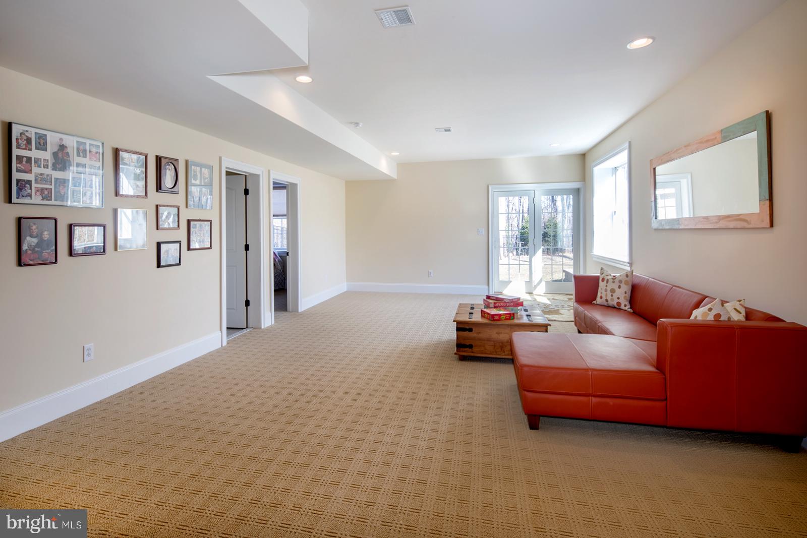 MILLBROOK - Residential