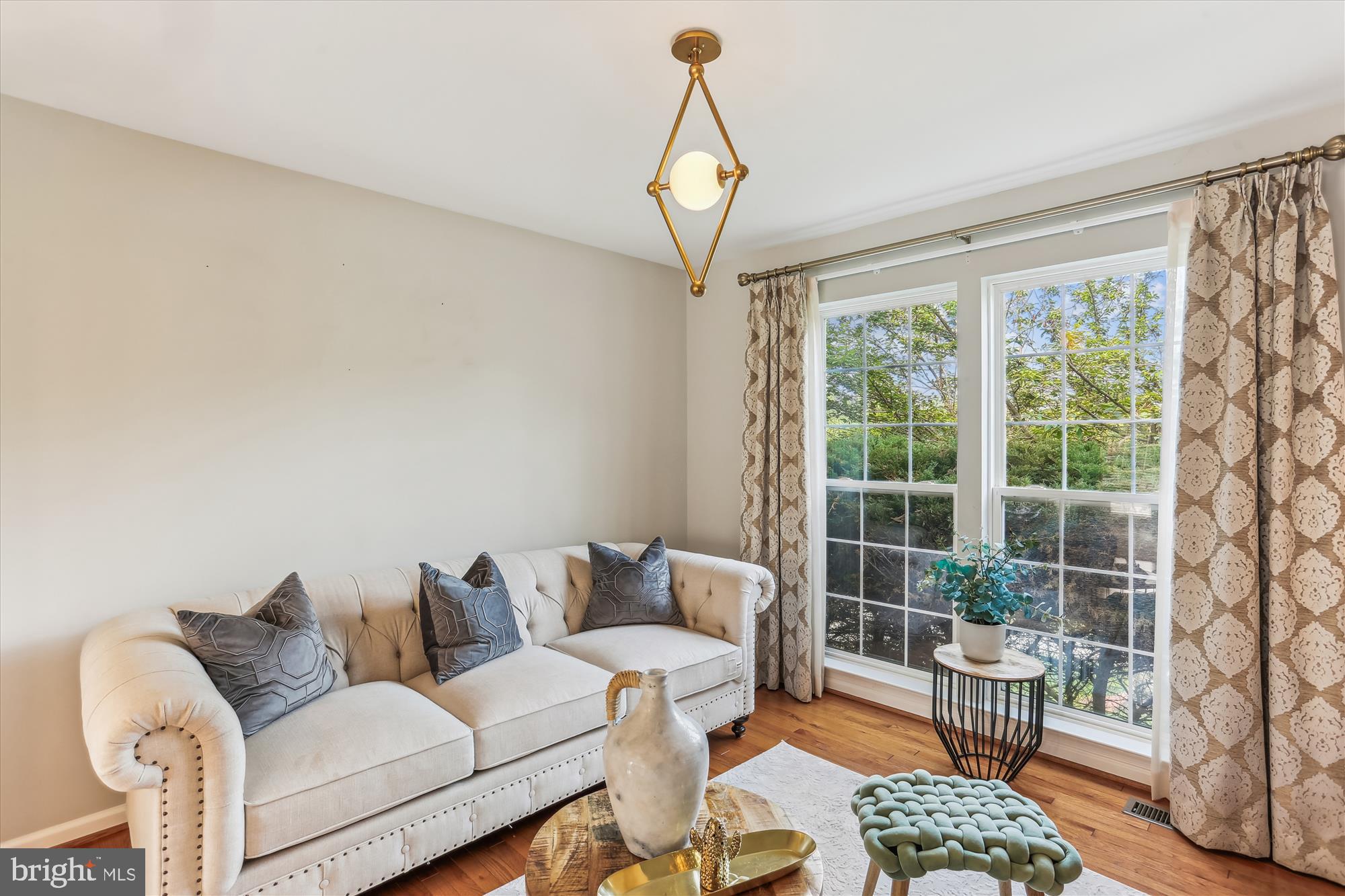 OAKLAND FARM - Residential