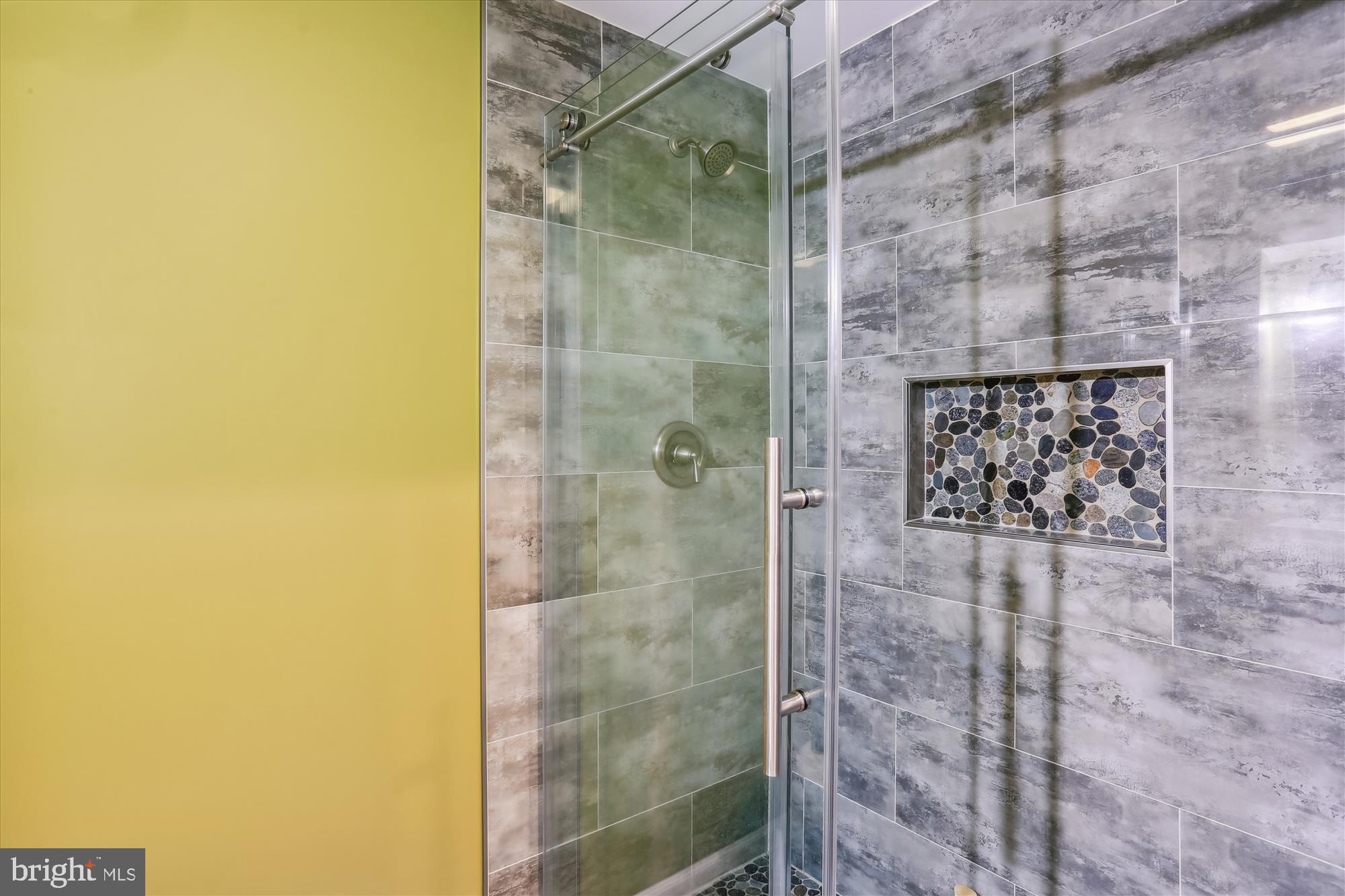 OAKLAND FARM - Residential