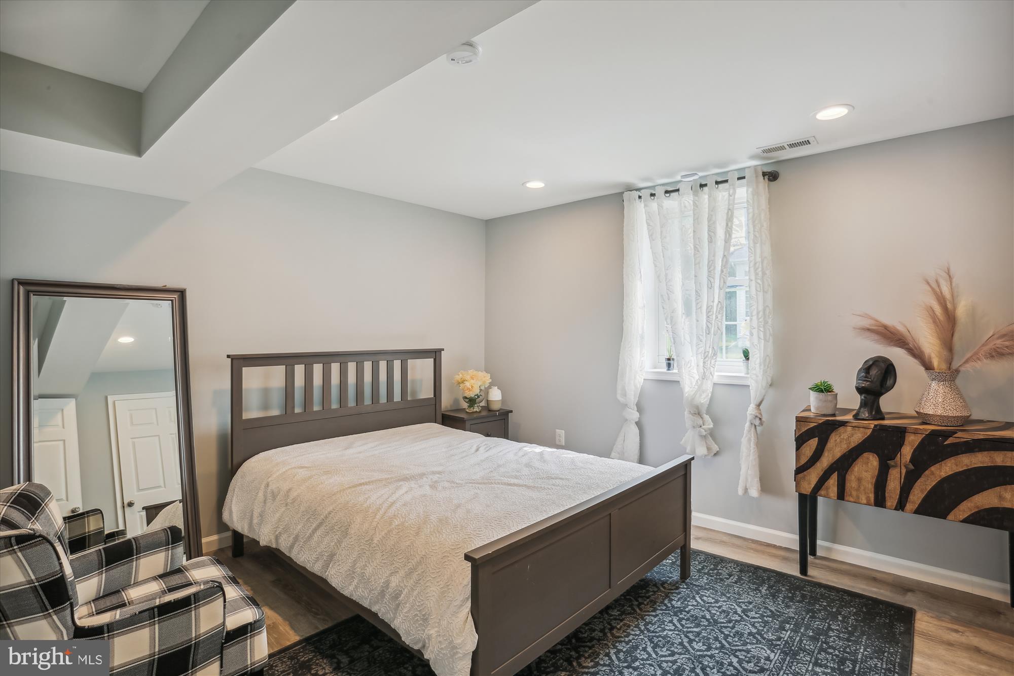 OAKLAND FARM - Residential