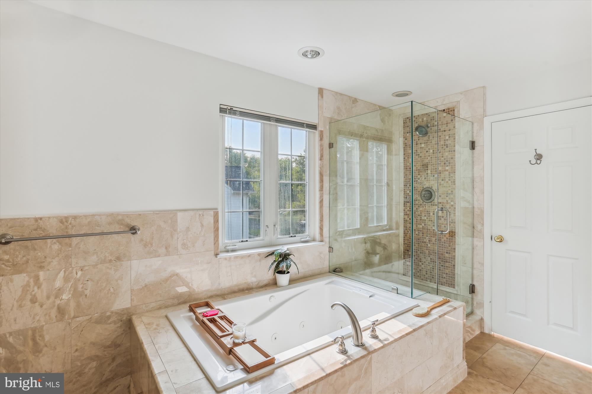 OAKLAND FARM - Residential