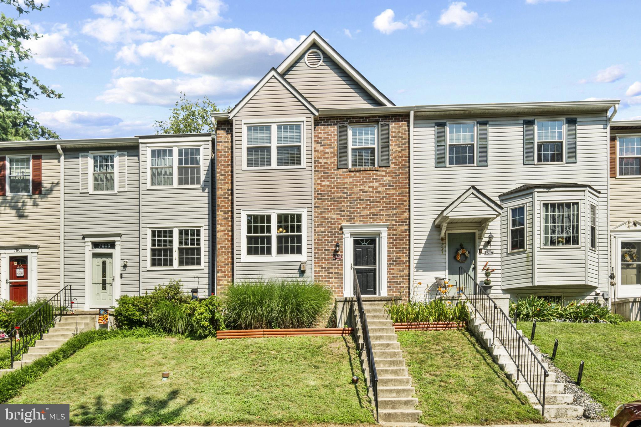7805 LEONARDO COURT